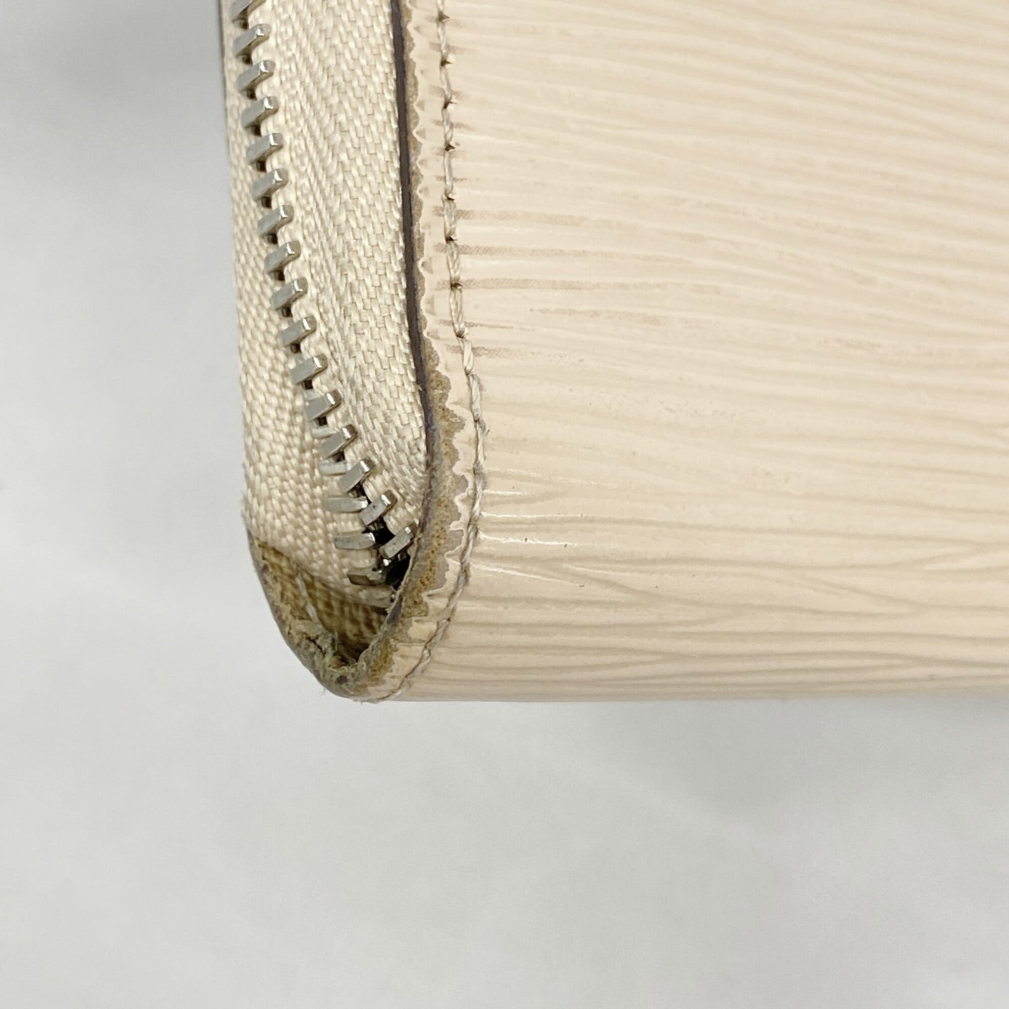 Louis Vuitton Galle Long Wallet (Bi-Fold) (Pre-Owned)