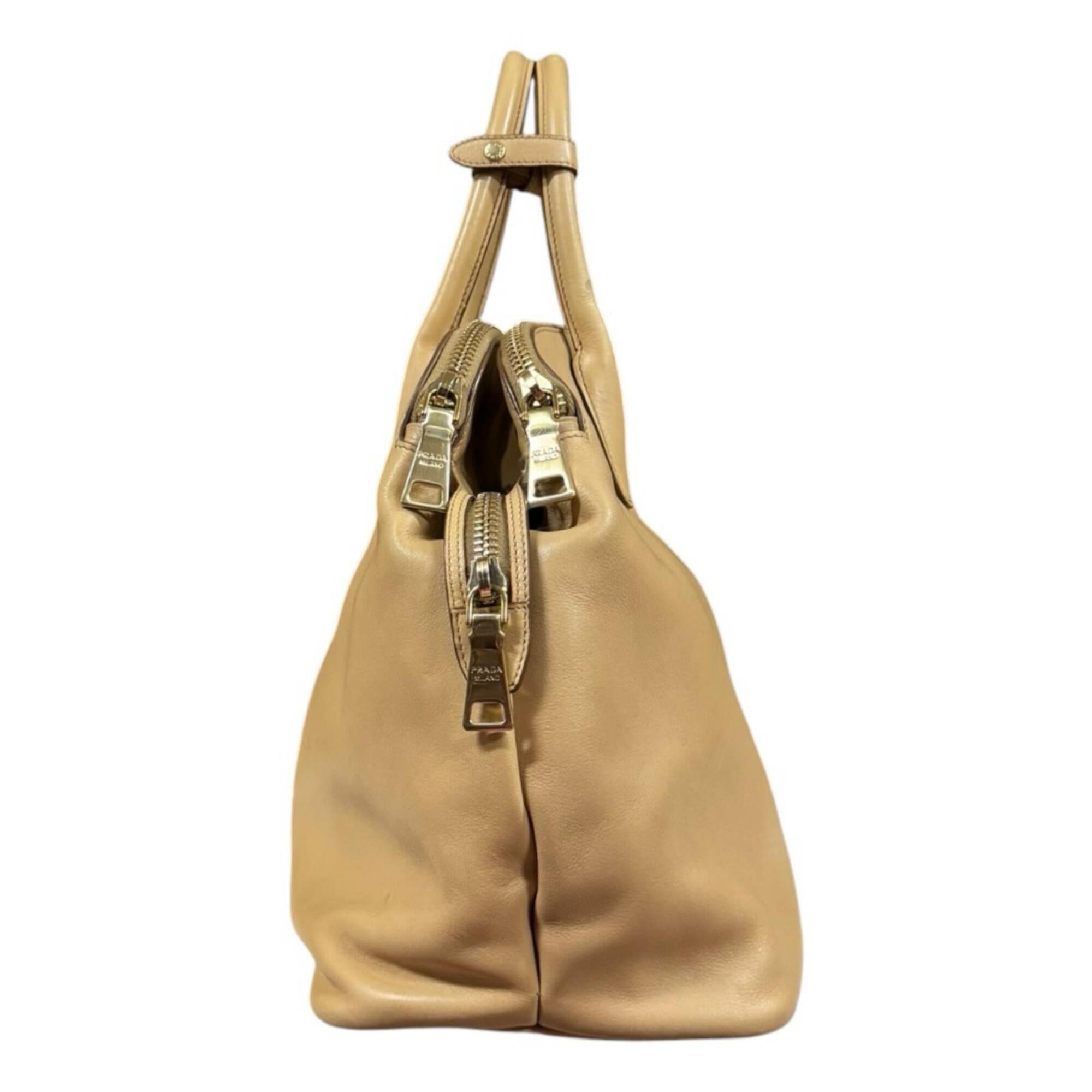 Prada Beige Leather Handbag (Pre-Owned)