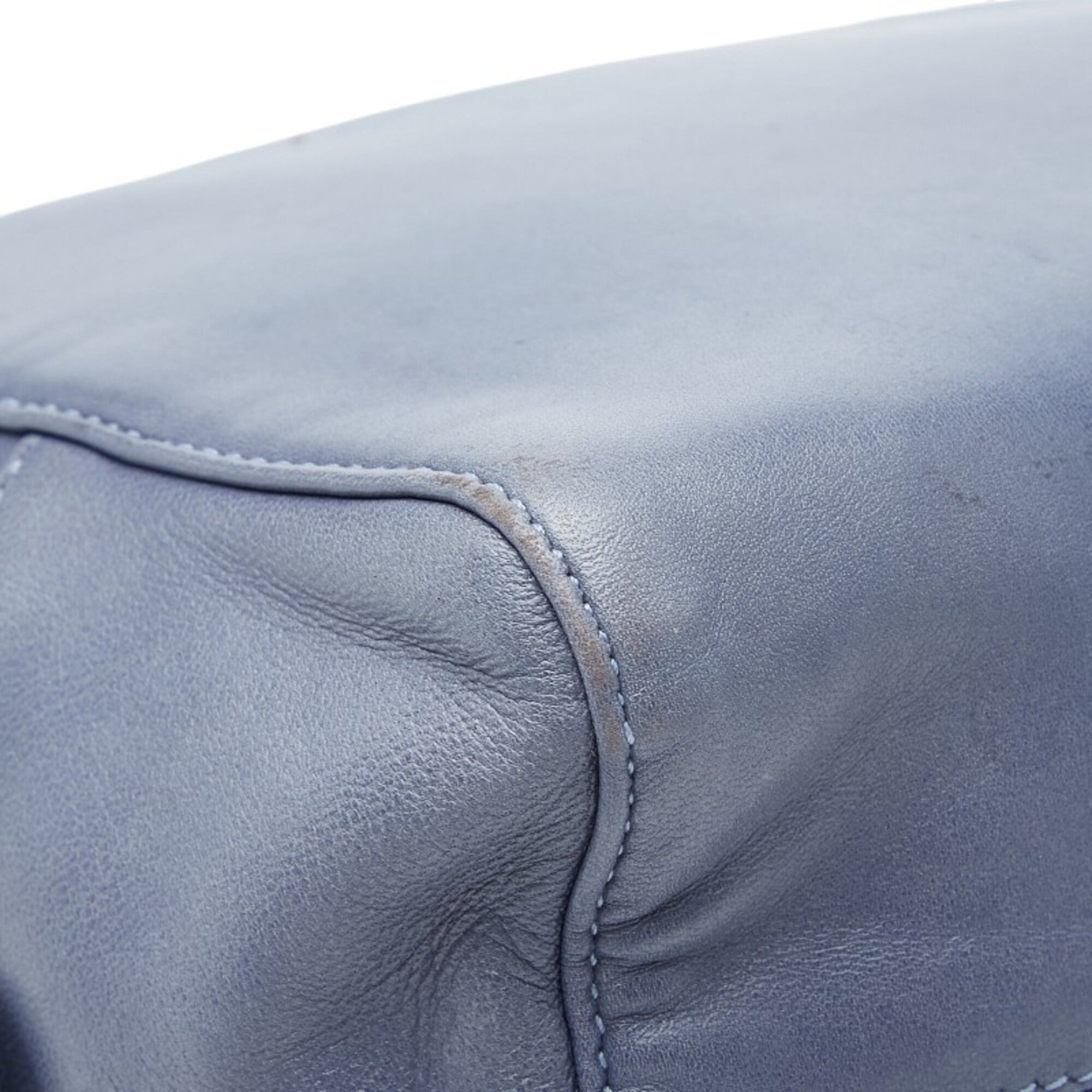 Loewe Blue Leather Handbag (Pre-Owned)