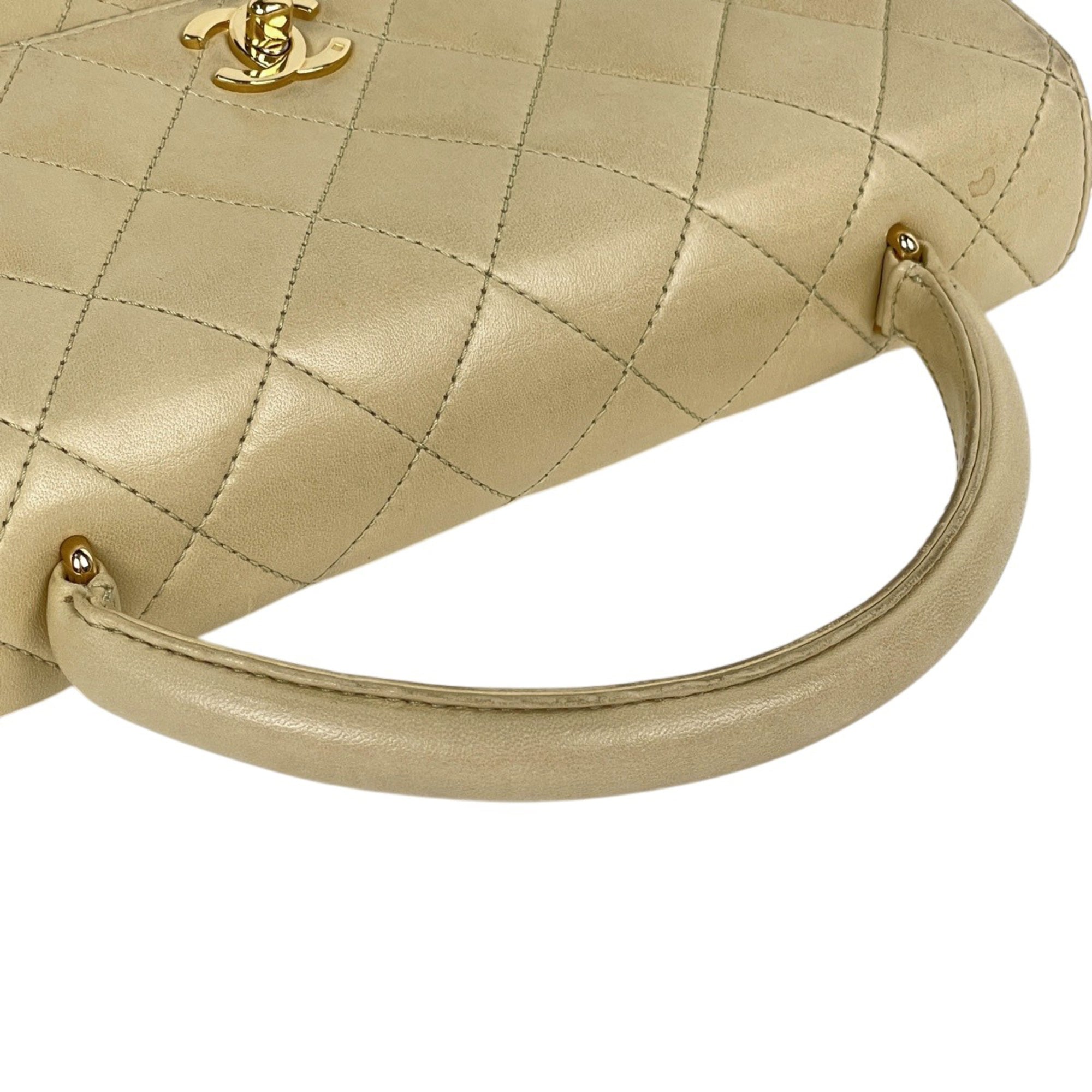 Chanel Beige Leather Handbag (Pre-Owned)
