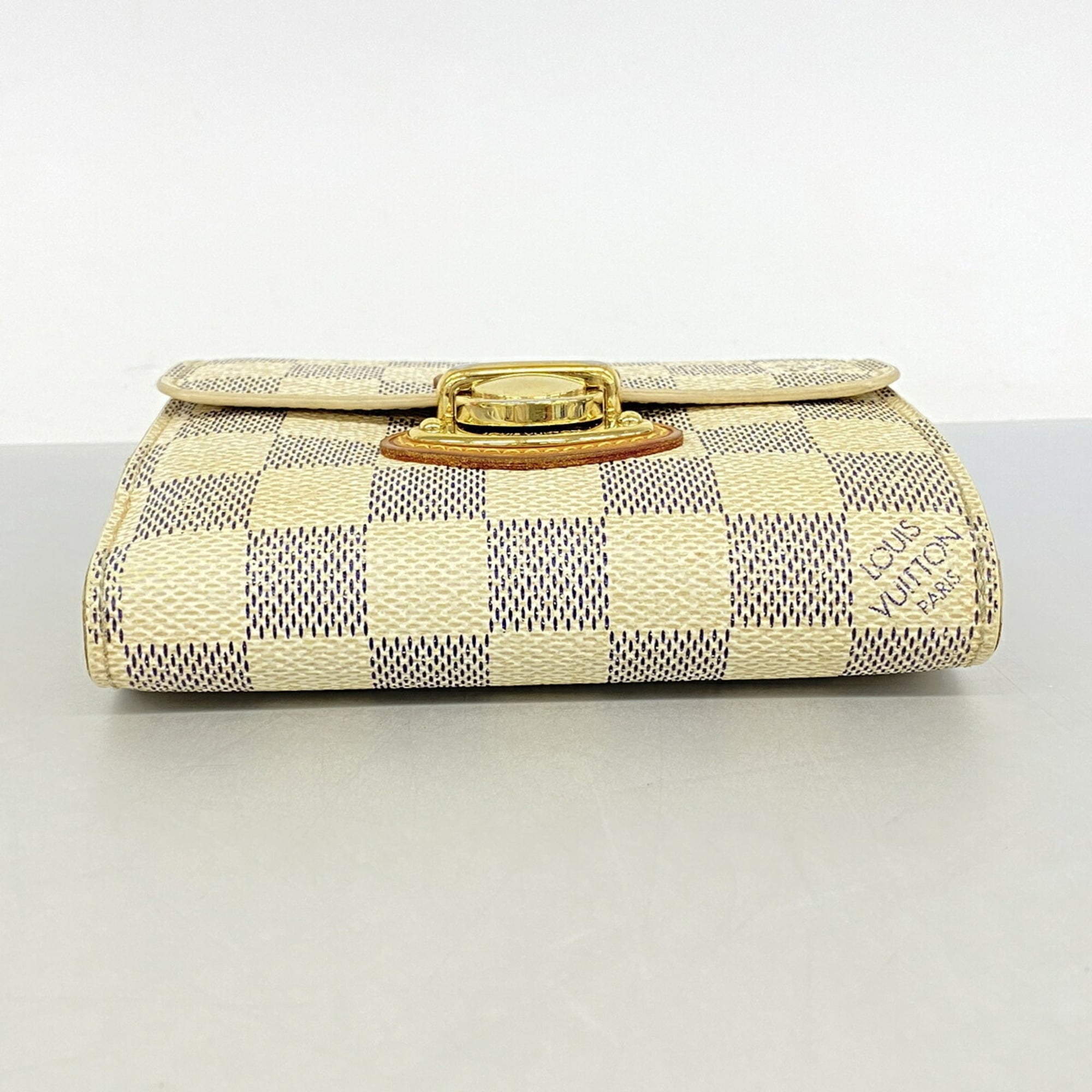 Louis Vuitton White Wallet (Tri-Fold) (Pre-Owned)