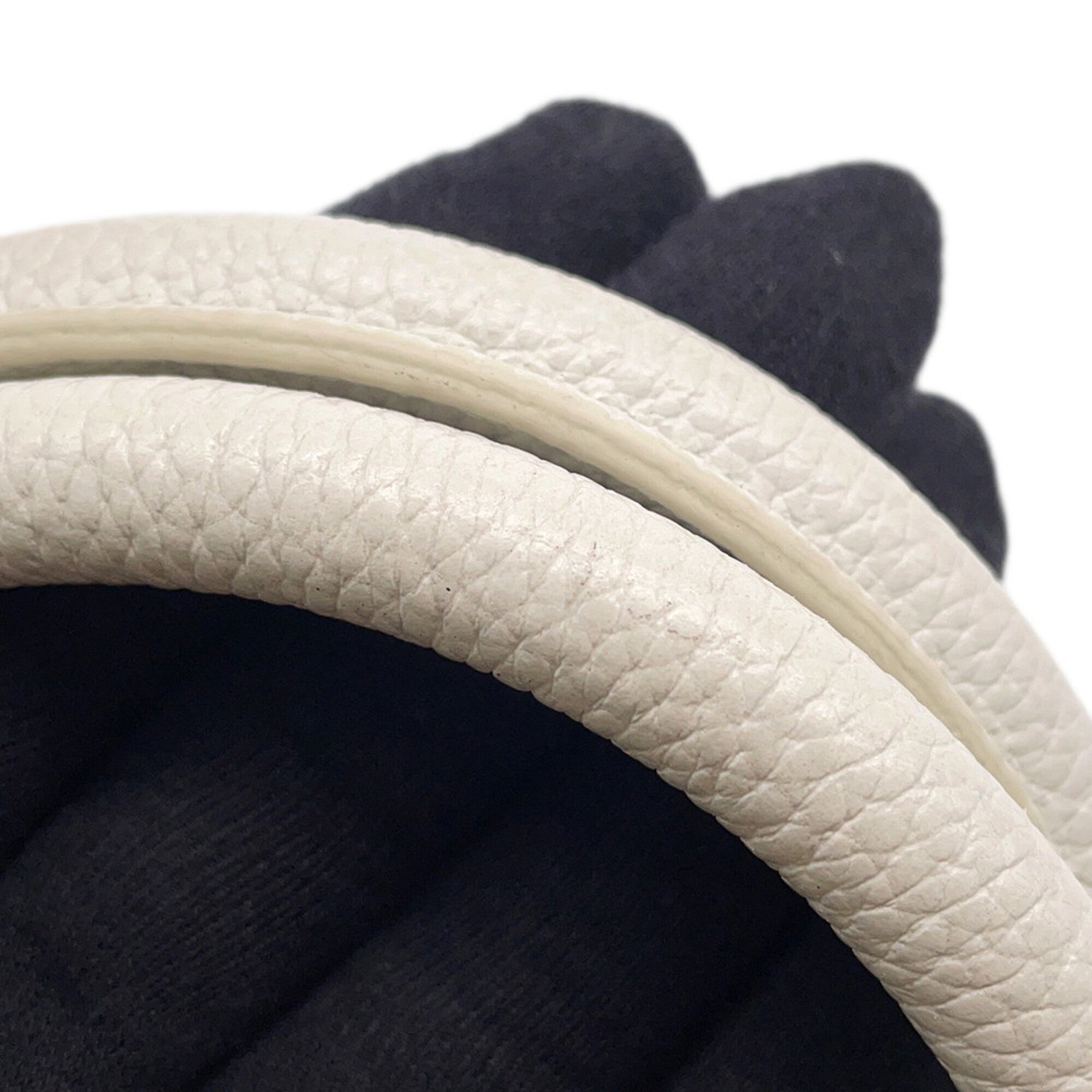 Celine White Leather Handbag (Pre-Owned)