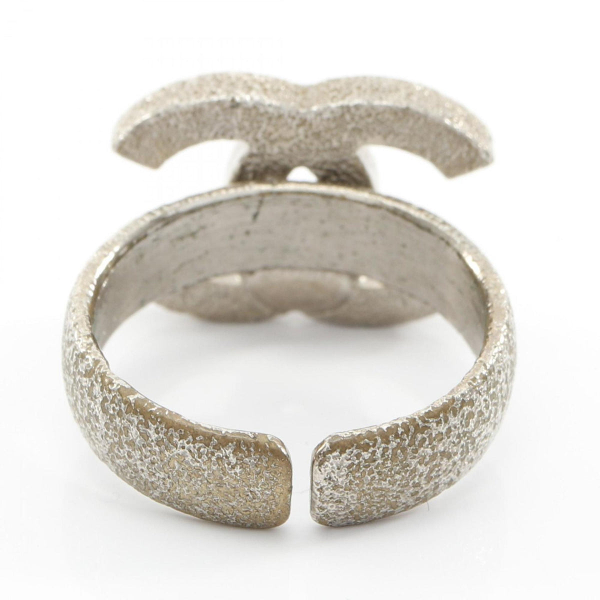 Chanel Silver Stainless Steel Band Ring (Pre-Owned)