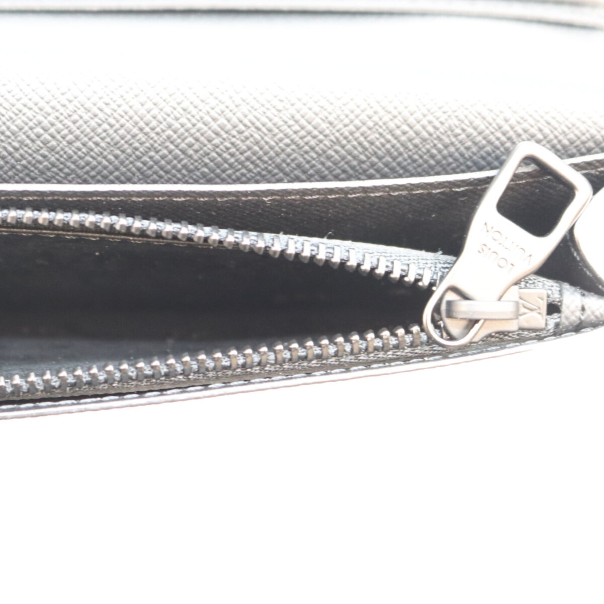 Louis Vuitton Damier Canvas Damier Canvas Long Wallet (Bi-Fold) (Pre-Owned)