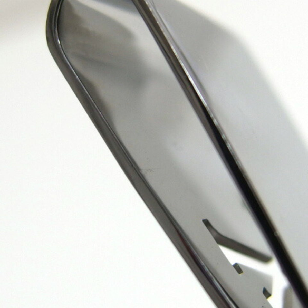 Louis Vuitton Silver Stainless Steel Money Clip (Pre-Owned)