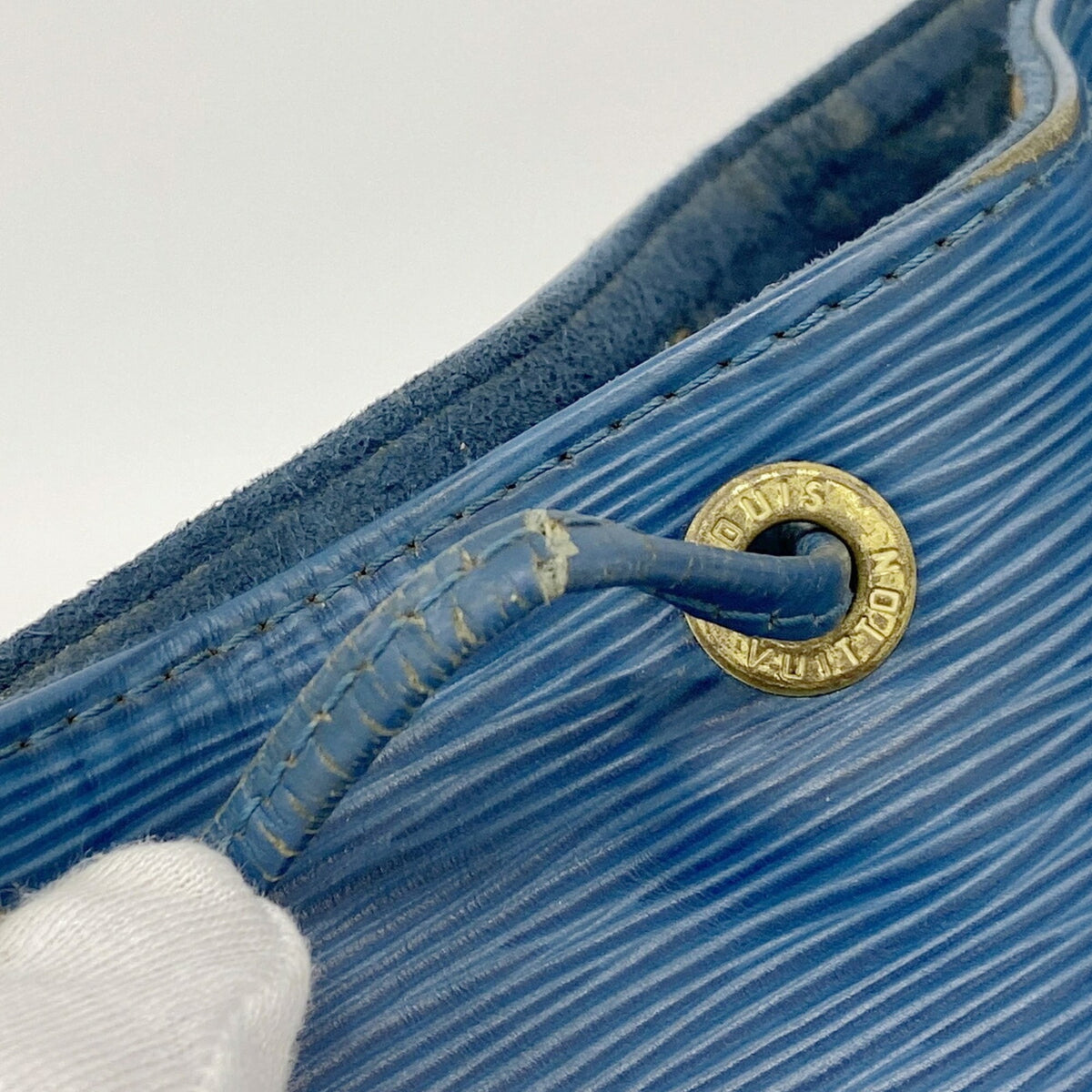Louis Vuitton Toledo Blue Shoulder Bag (Pre-Owned)