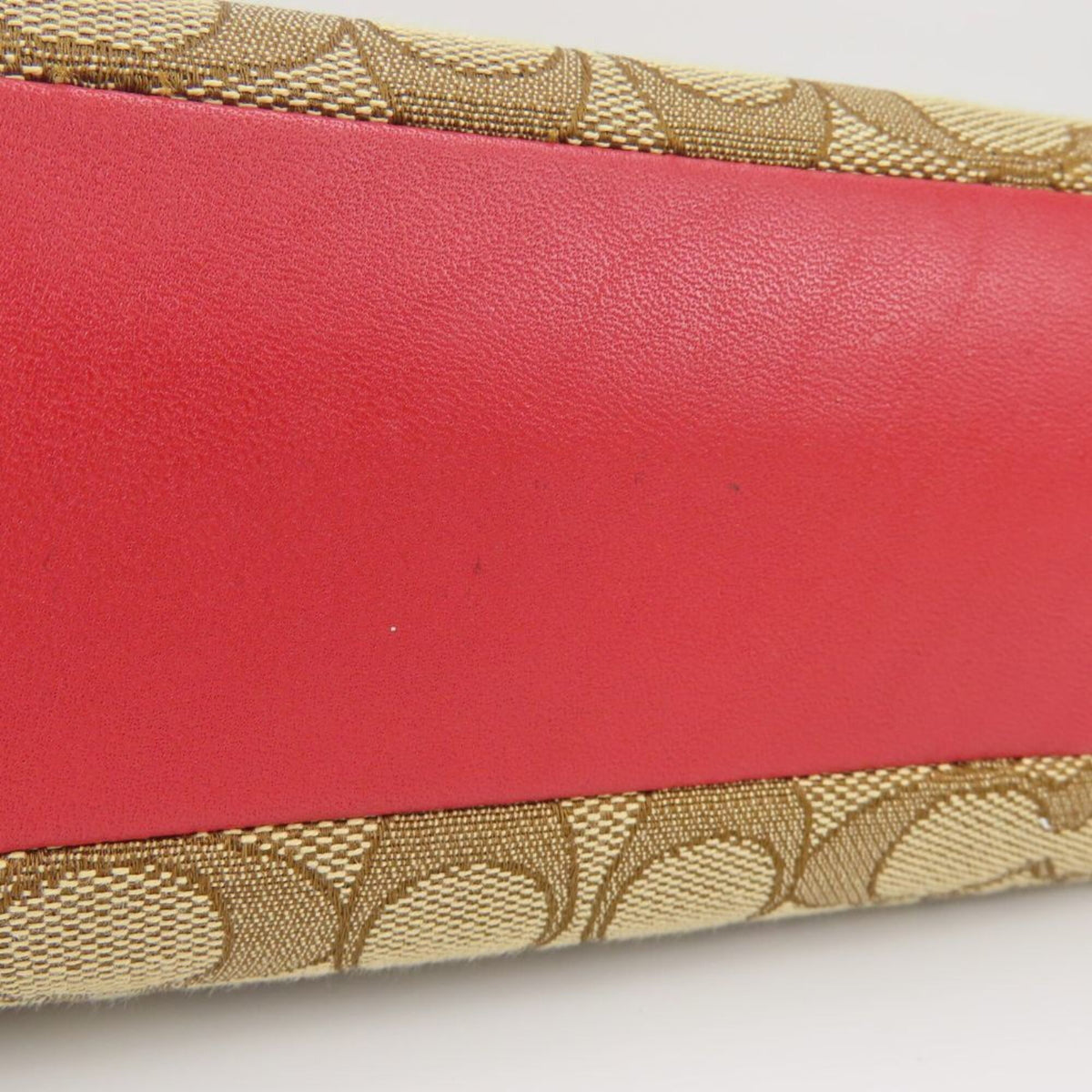 Coach Signature Beige Red Color Canvas Handbag (Pre-Owned)