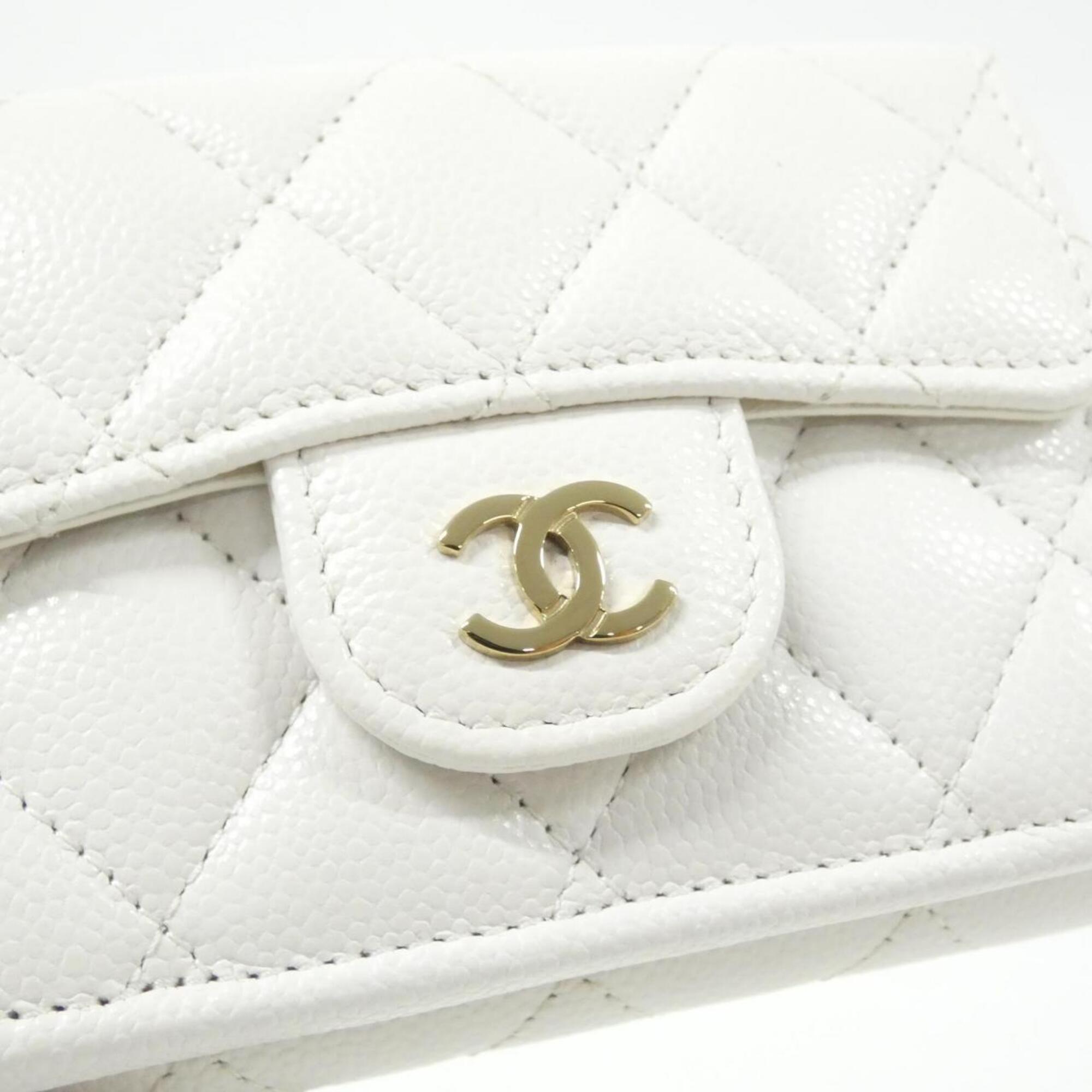 Chanel White Grained Calfskin Wallet (Tri-Fold) (Pre-Owned)