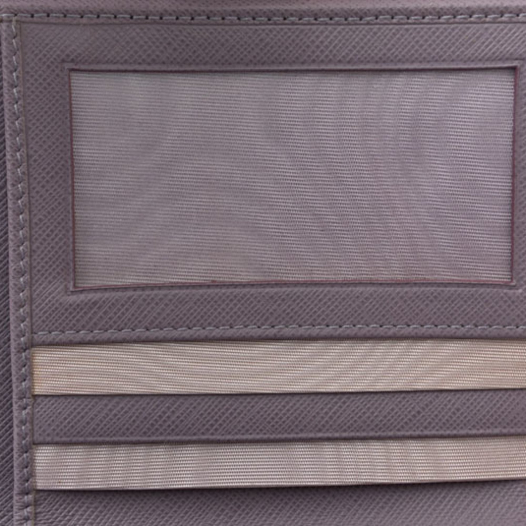 Salvatore Ferragamo Gancini Leather Wallet (Tri-Fold) (Pre-Owned)