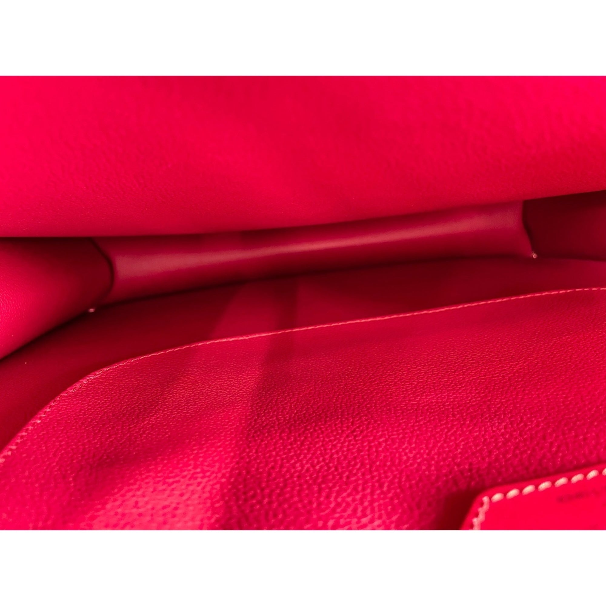 Louis Vuitton Red Color Handbag (Pre-Owned)