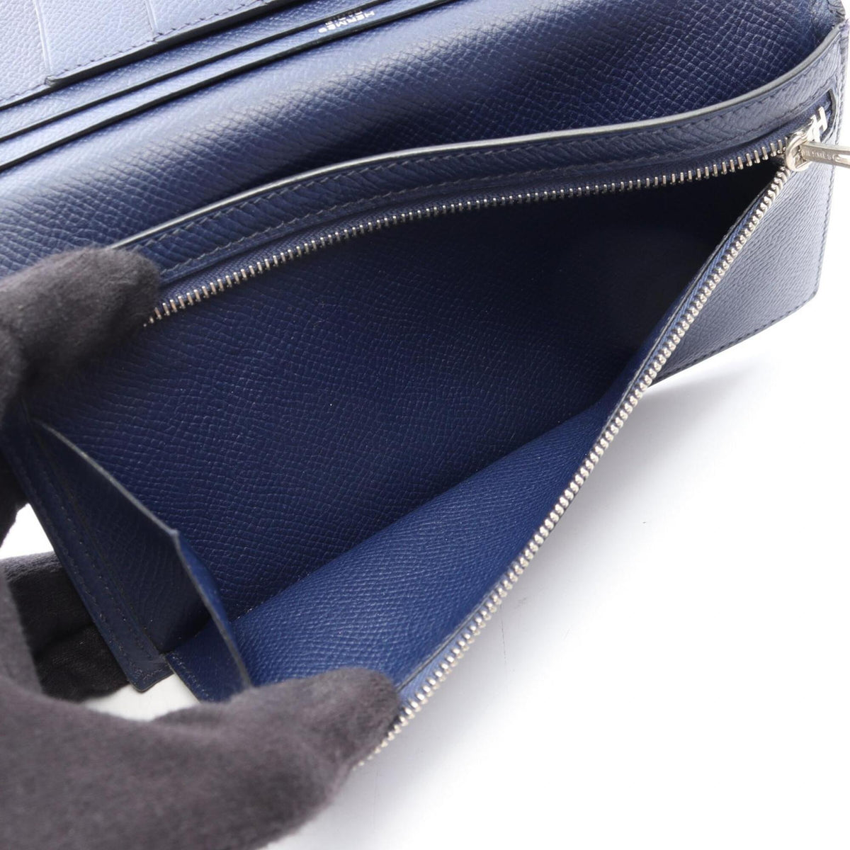 Hermes Bleu Saphir Blue Blue Paradise Navy Epsom Leather Long Wallet (Bi-Fold) (Pre-Owned)