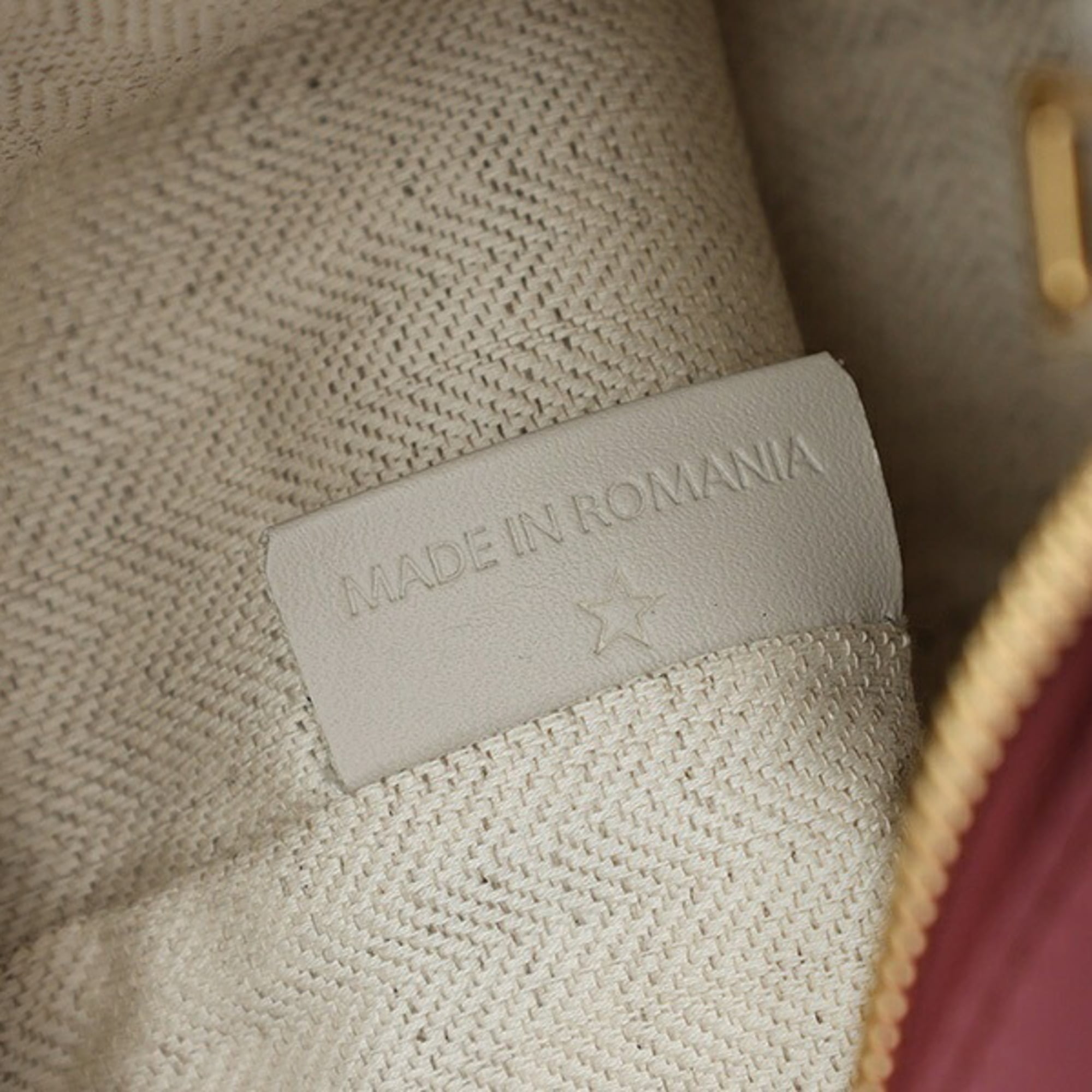 Loewe Bordeaux Leather Clutch Bag (Pre-Owned)