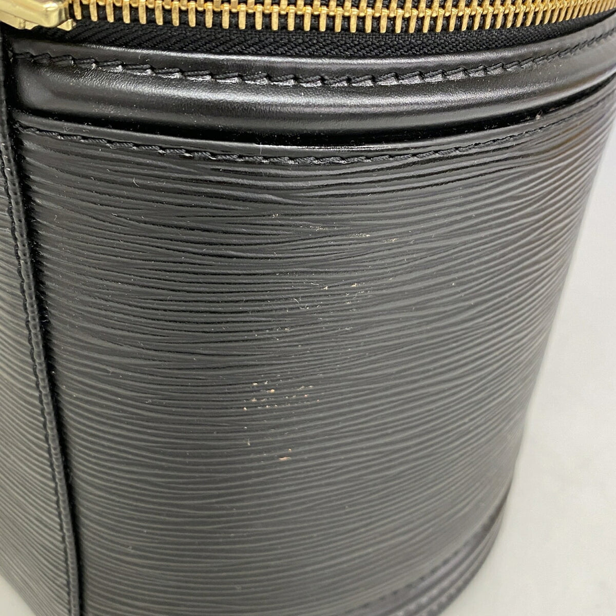 Louis Vuitton Noir Handbag (Pre-Owned)