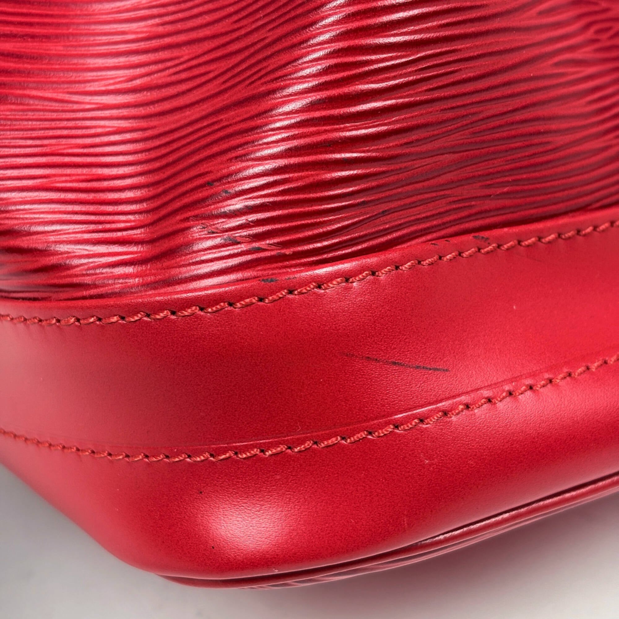 Louis Vuitton Castilian Red Epi Leather Shoulder Bag (Pre-Owned)