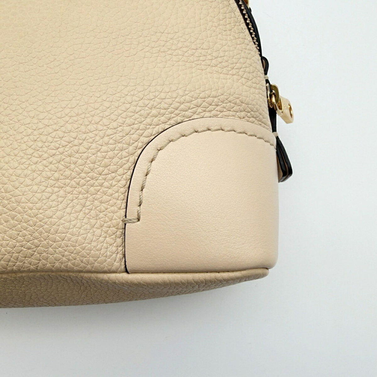 Chloé Beige Leather Shoulder Bag (Pre-Owned)