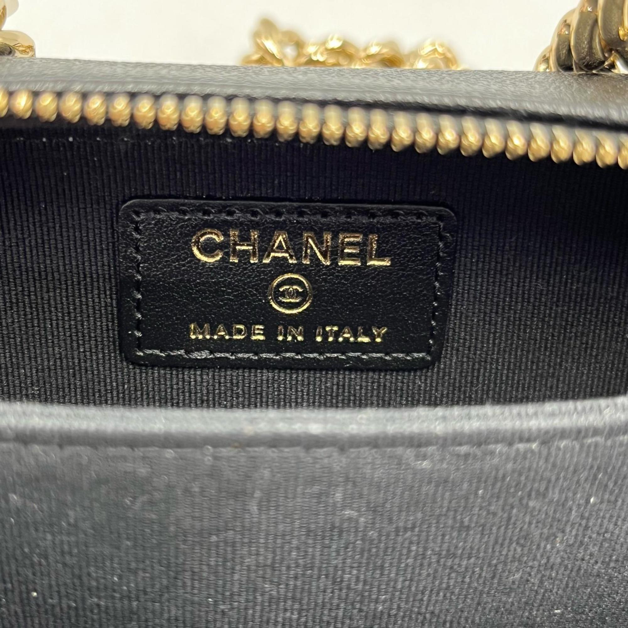 Chanel Boy Chanel Black Grained Calfskin Shoulder Bag (Pre-Owned)