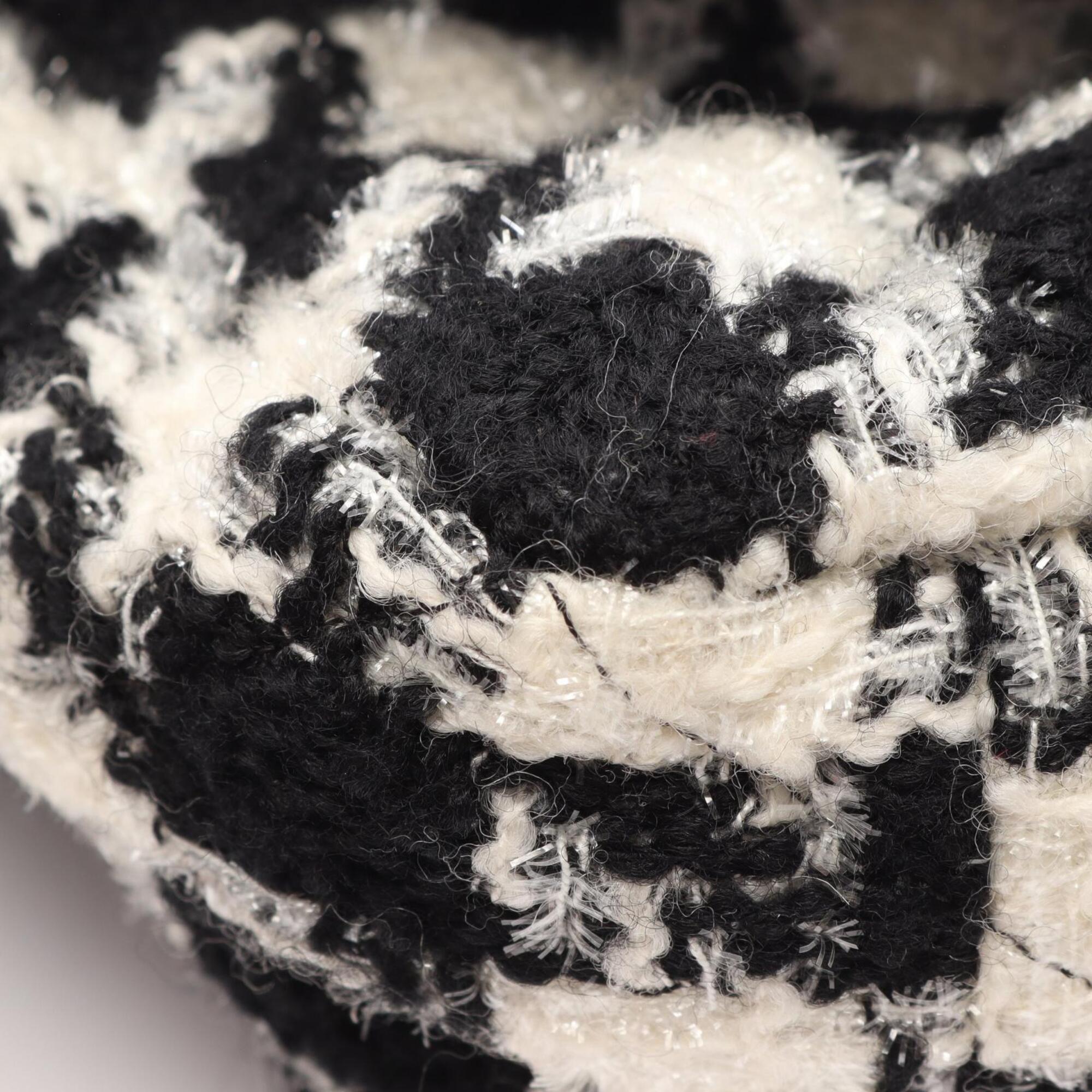 Chanel Black White Fabric Leather Handbag Shoulder Bag (Pre-Owned)