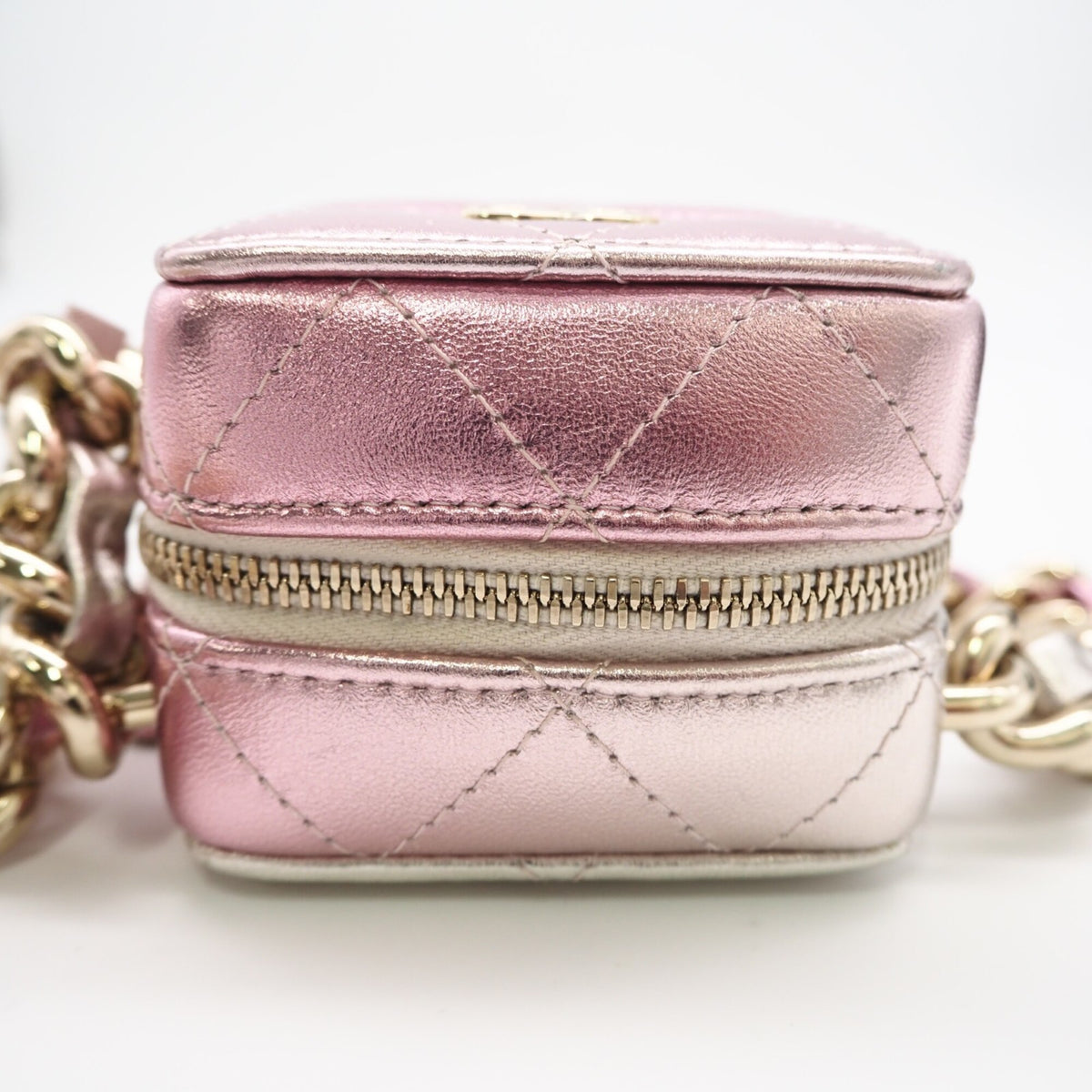 Chanel Matelasse Pink Silver Leather Shoulder Bag (Pre-Owned)