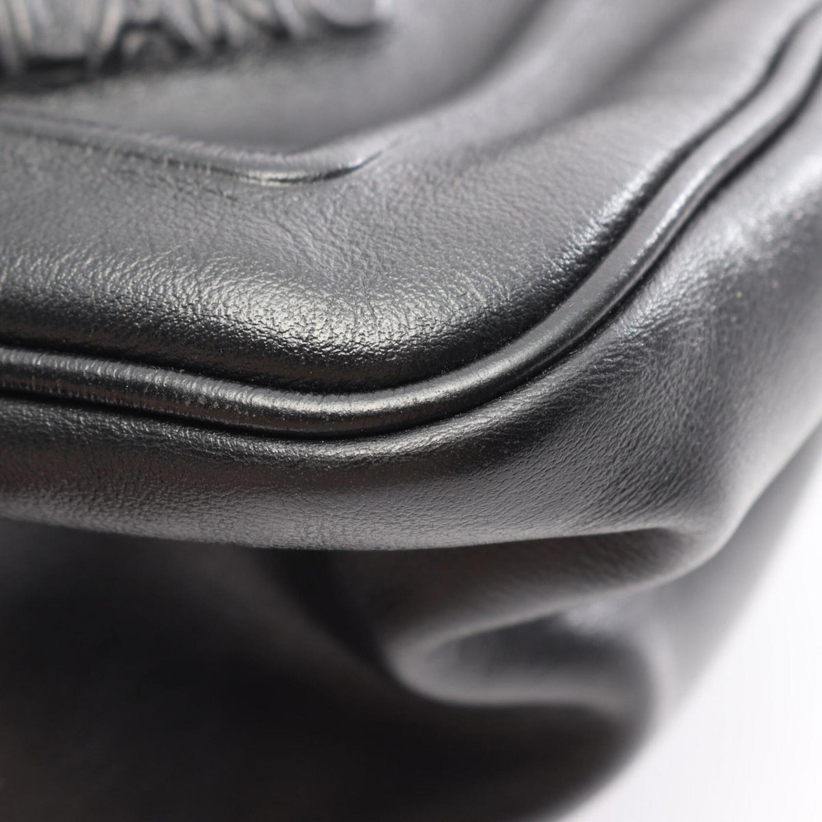 Prada Black Leather Handbag Shoulder Bag (Pre-Owned)