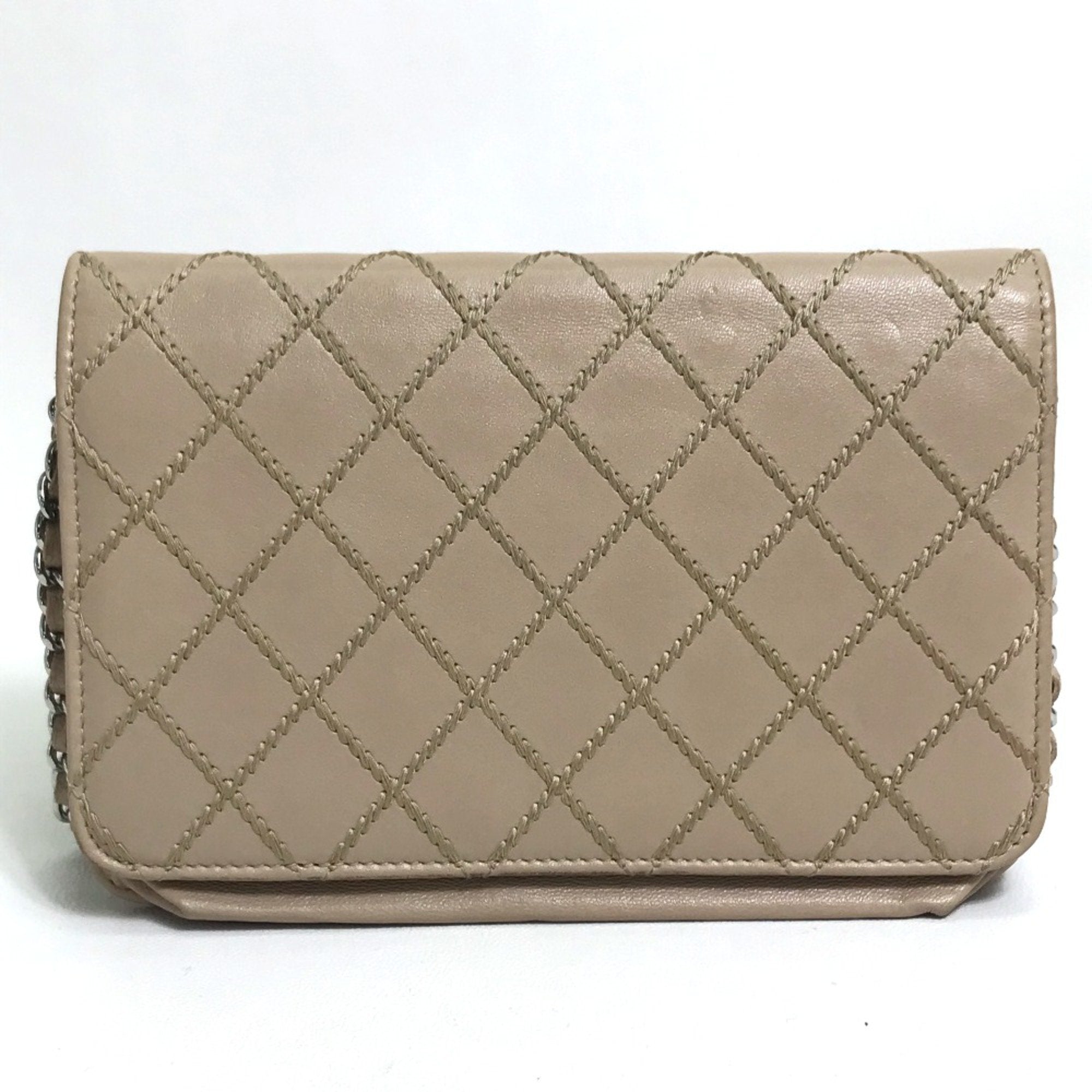 Chanel Beige Leather Long Wallet (Bi-Fold) (Pre-Owned)