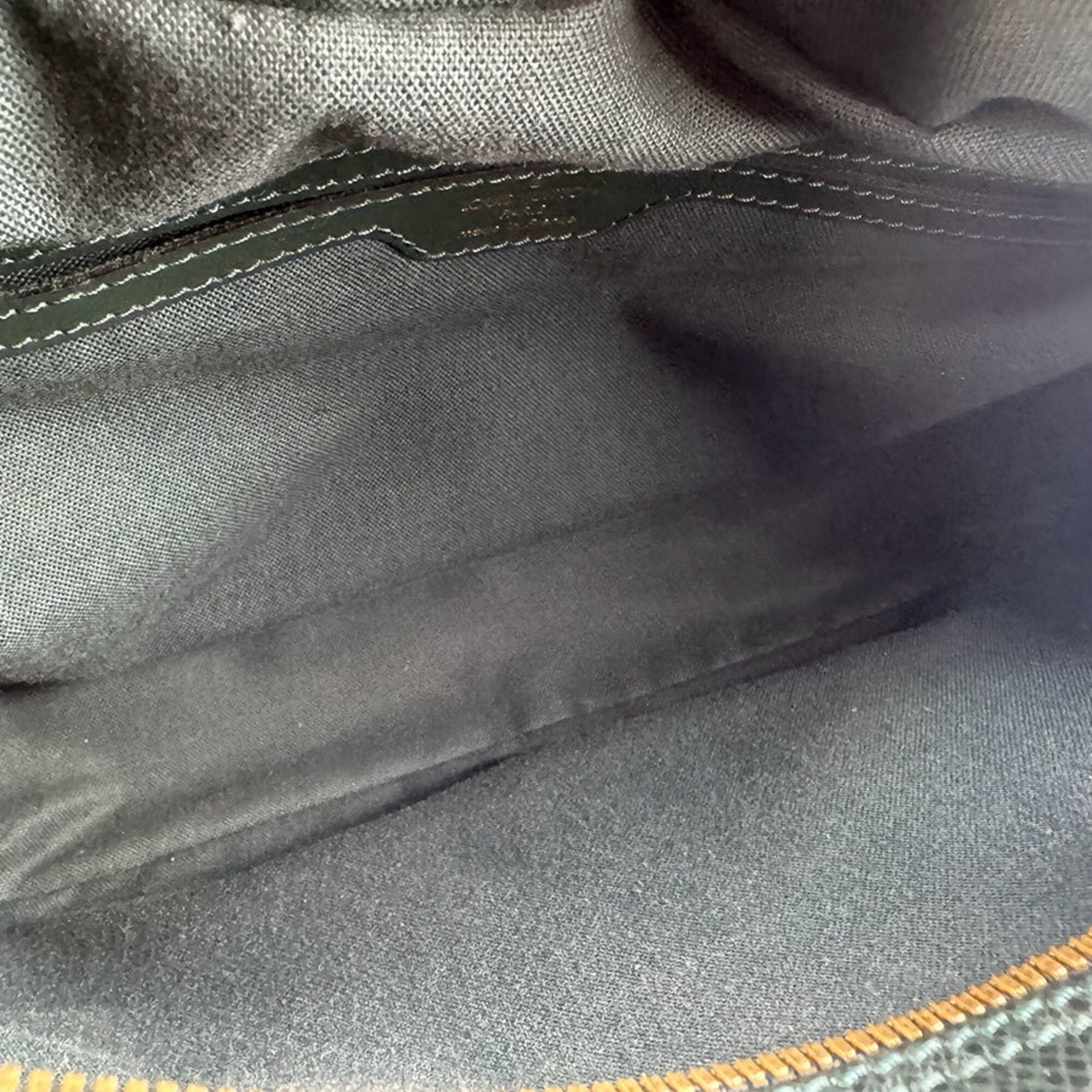 Louis Vuitton Episea Taiga Leather Shoulder Bag (Pre-Owned)