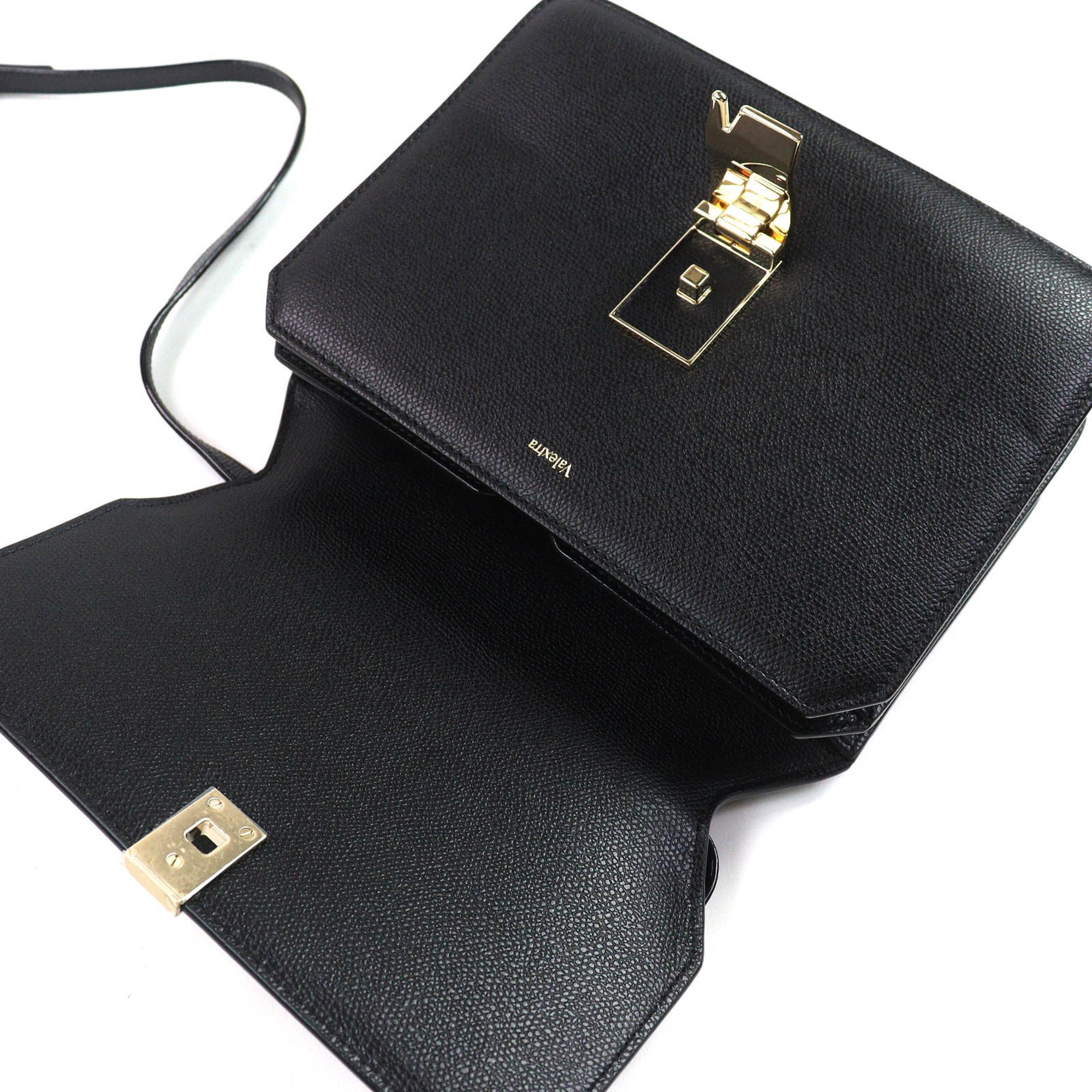 Valextra Black Leather Shoulder Bag (Pre-Owned)