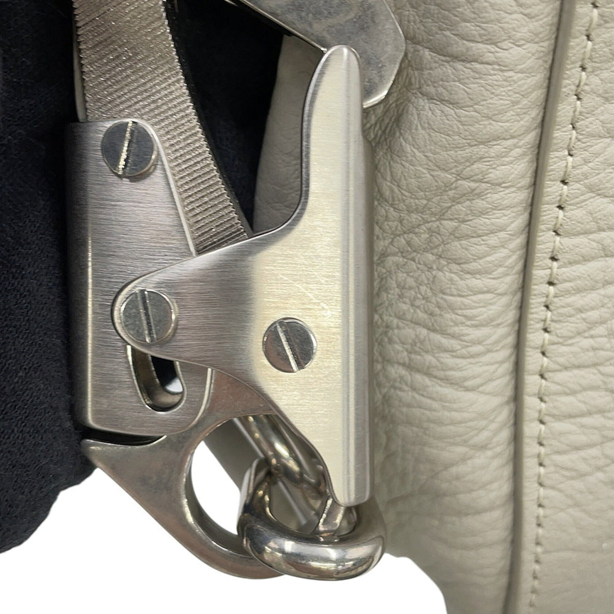 Burberry Light Gray Leather Handbag Shoulder Bag (Pre-Owned)