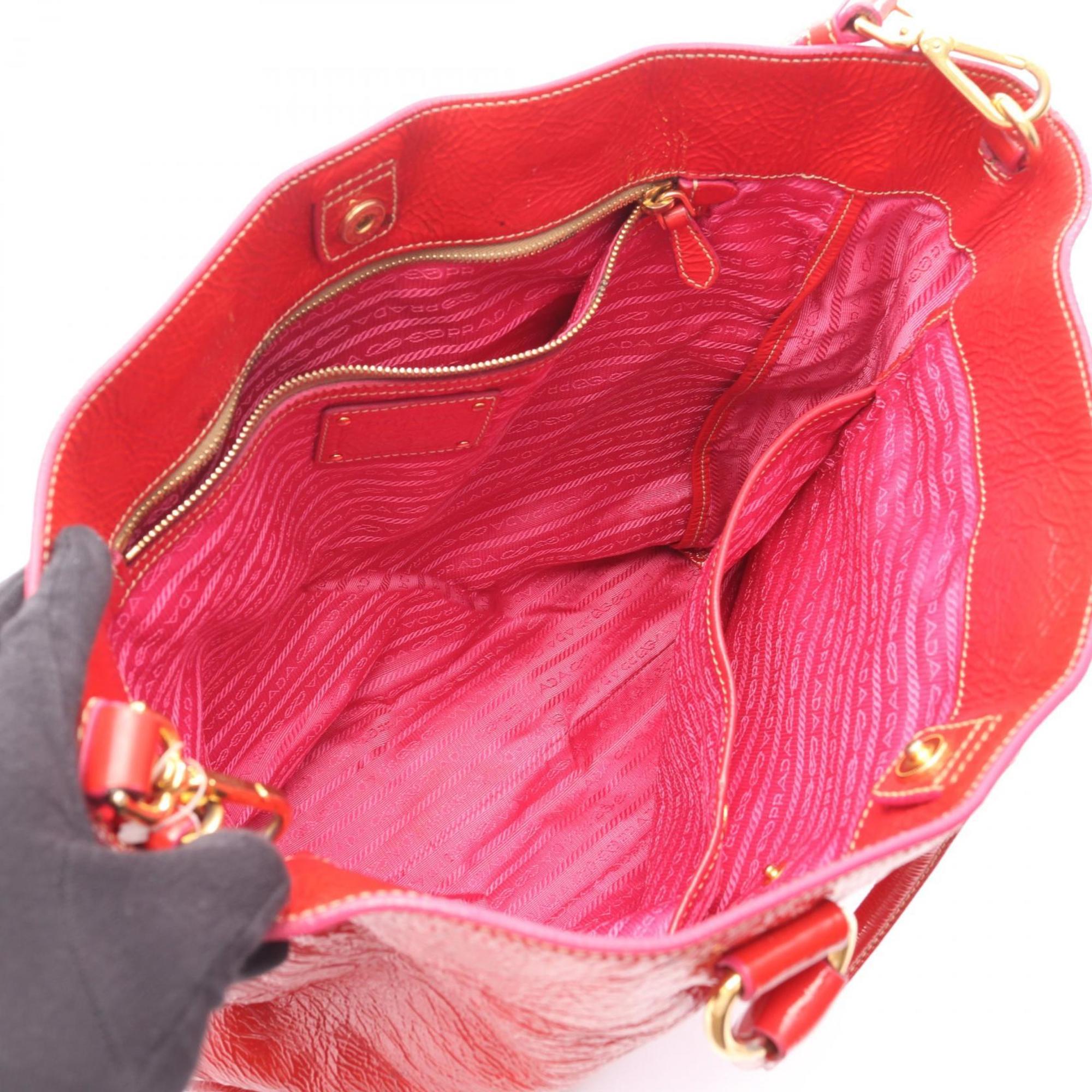 Prada Red Color Patent Leather Handbag Tote Bag (Pre-Owned)