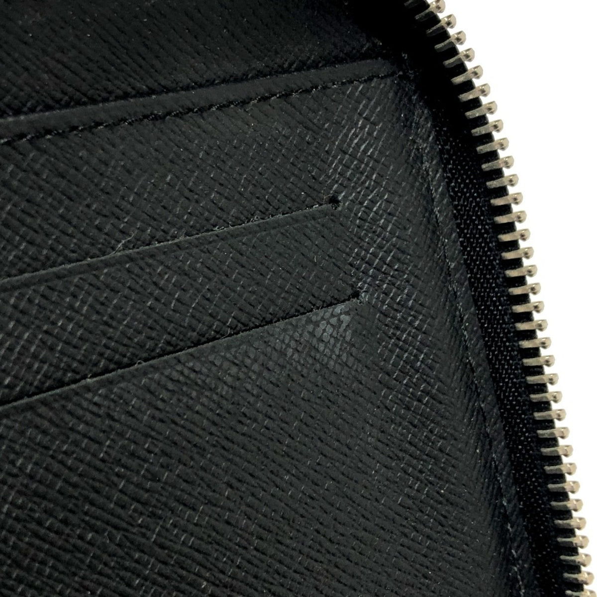 Louis Vuitton Epi Black Epi Leather Long Wallet (Bi-Fold) (Pre-Owned)