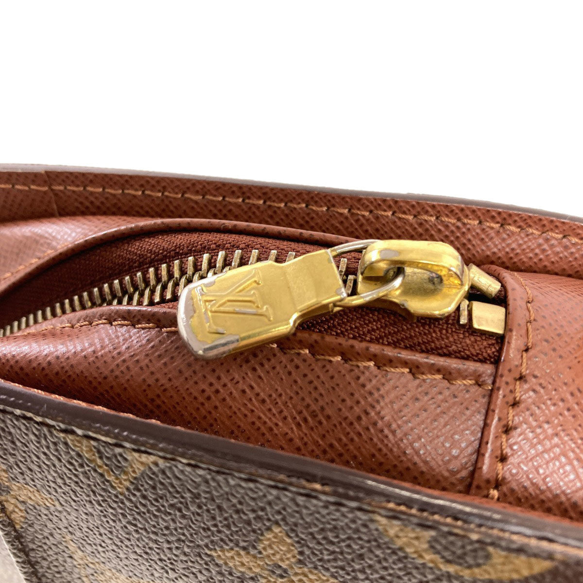 Louis Vuitton Monogram Monogram (Pre-Owned)
