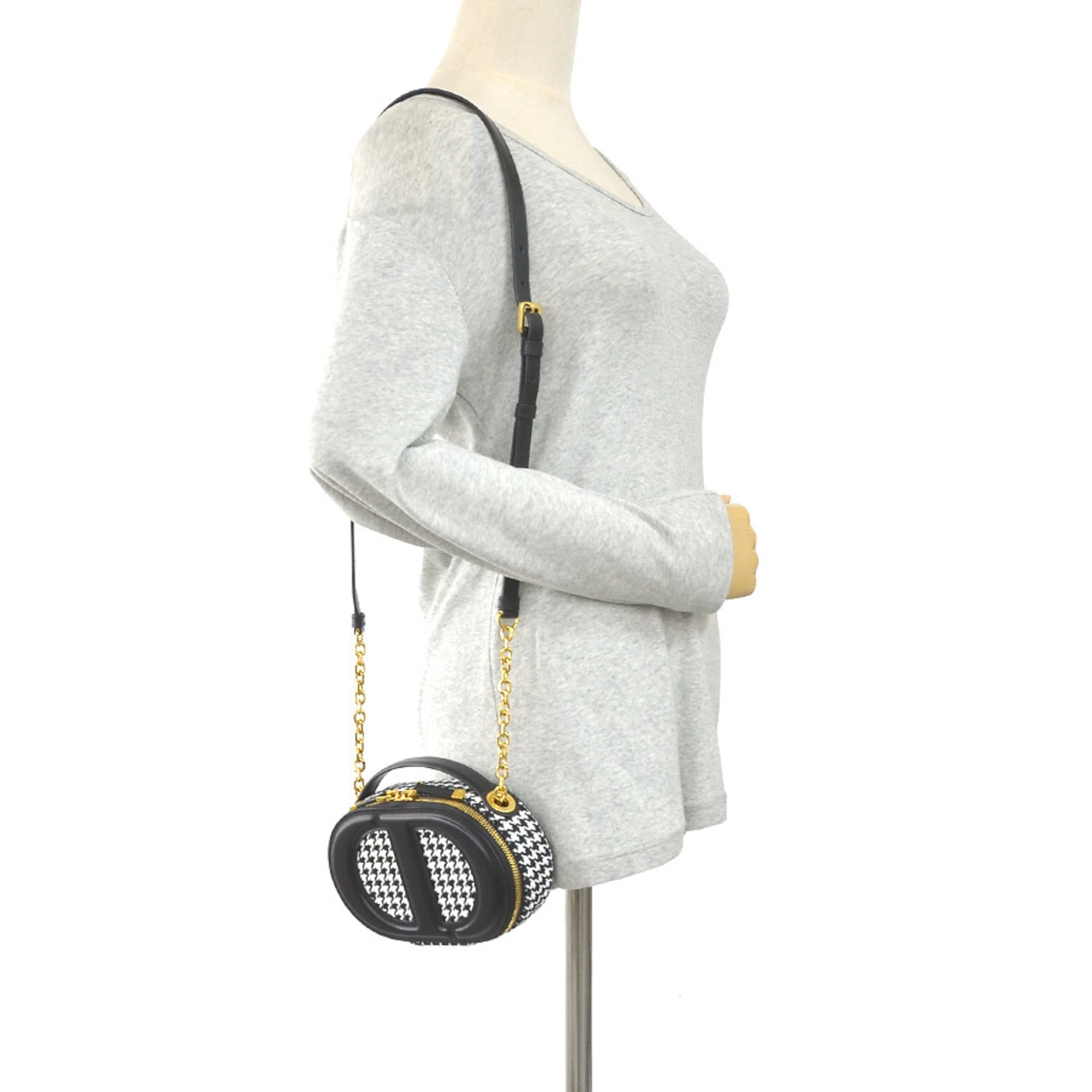 Christian Dior Black White Leather Canvas Shoulder Bag (Pre-Owned)