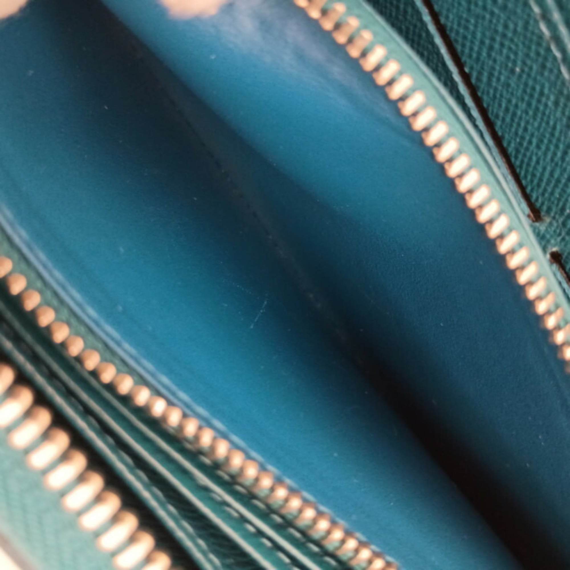 Louis Vuitton Epi Blue Cyan Epi Leather Long Wallet (Bi-Fold) (Pre-Owned)