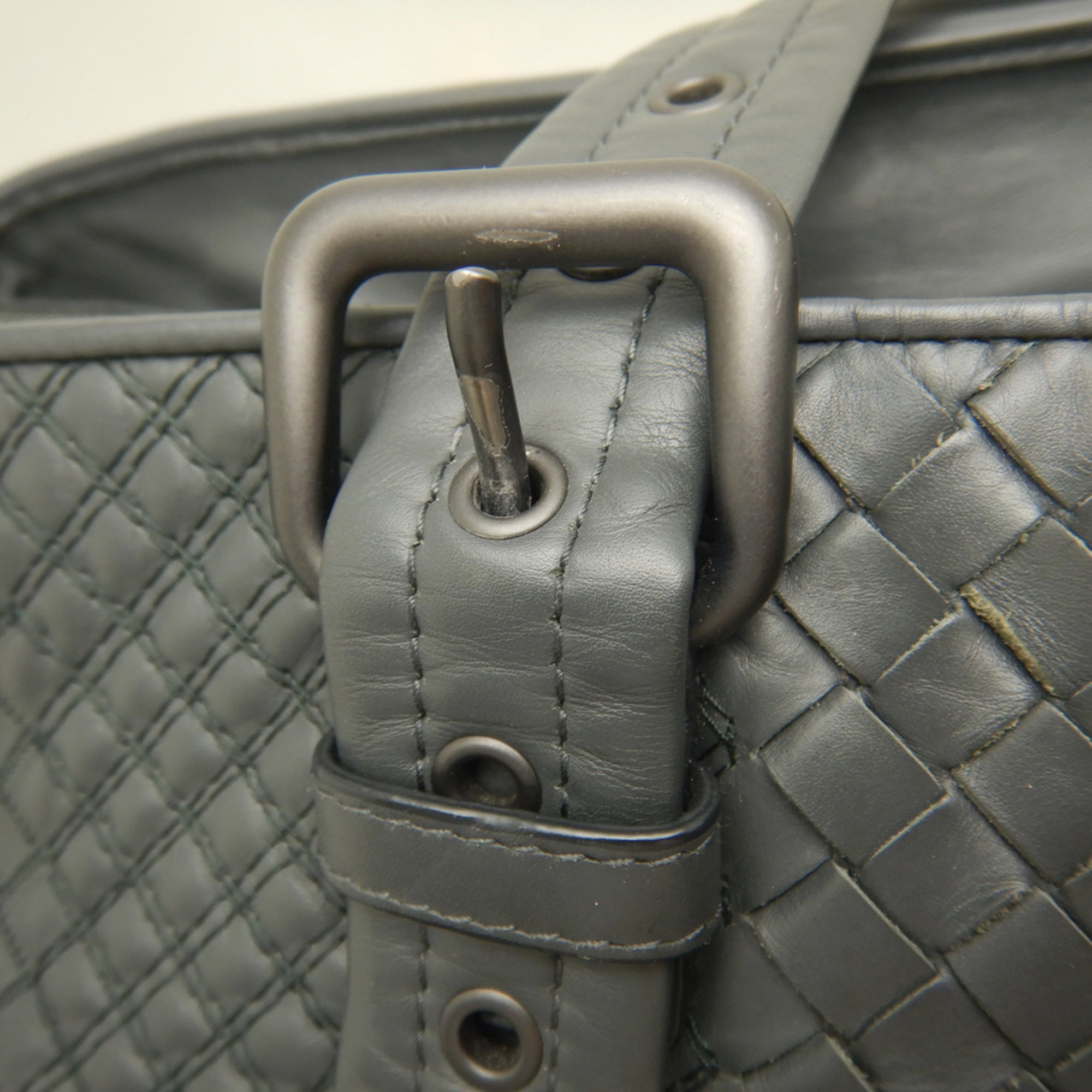 Bottega Veneta Intreccio Gray Intrecciato Tote Bag (Pre-Owned)