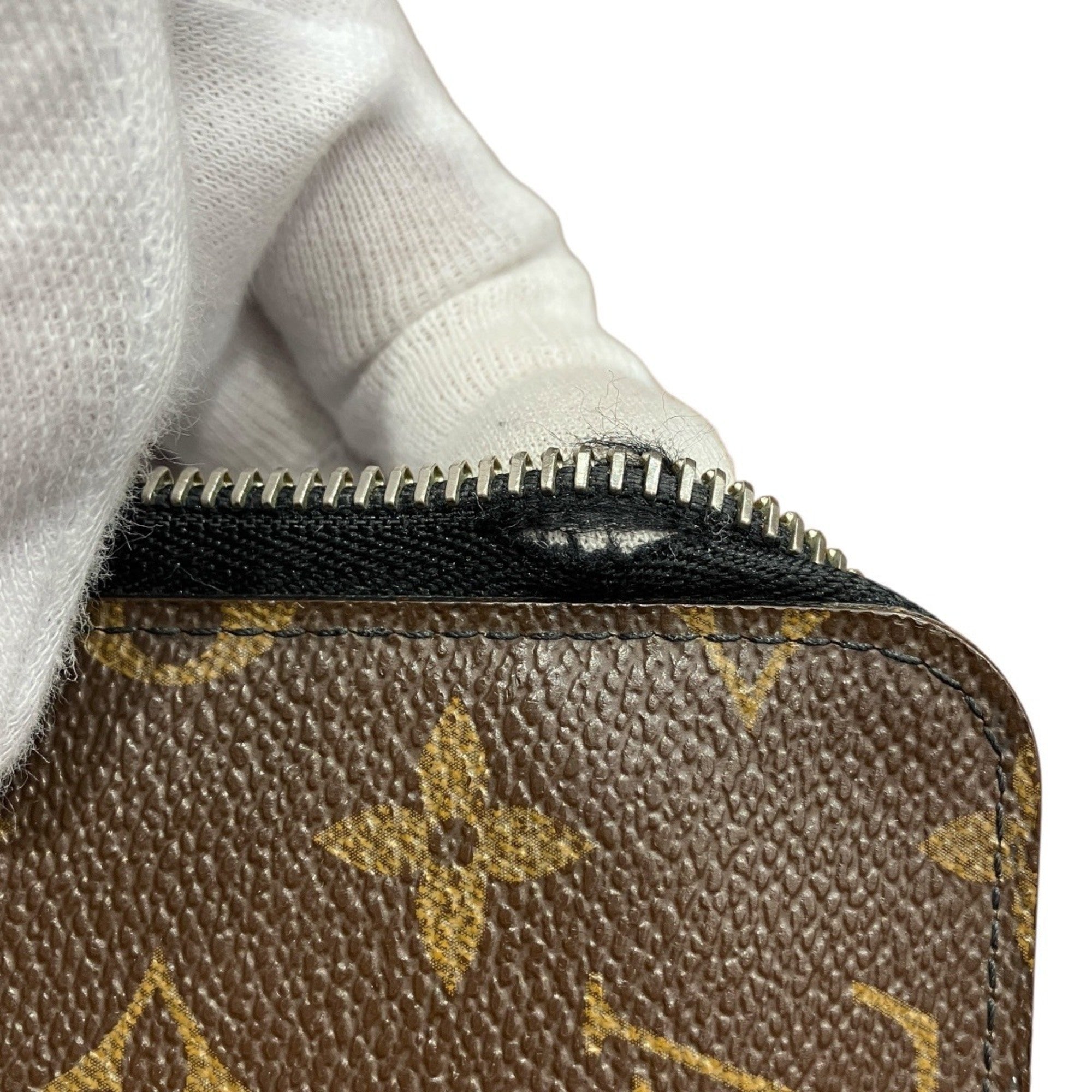 Louis Vuitton Brown Pvc Long Wallet (Bi-Fold) (Pre-Owned)