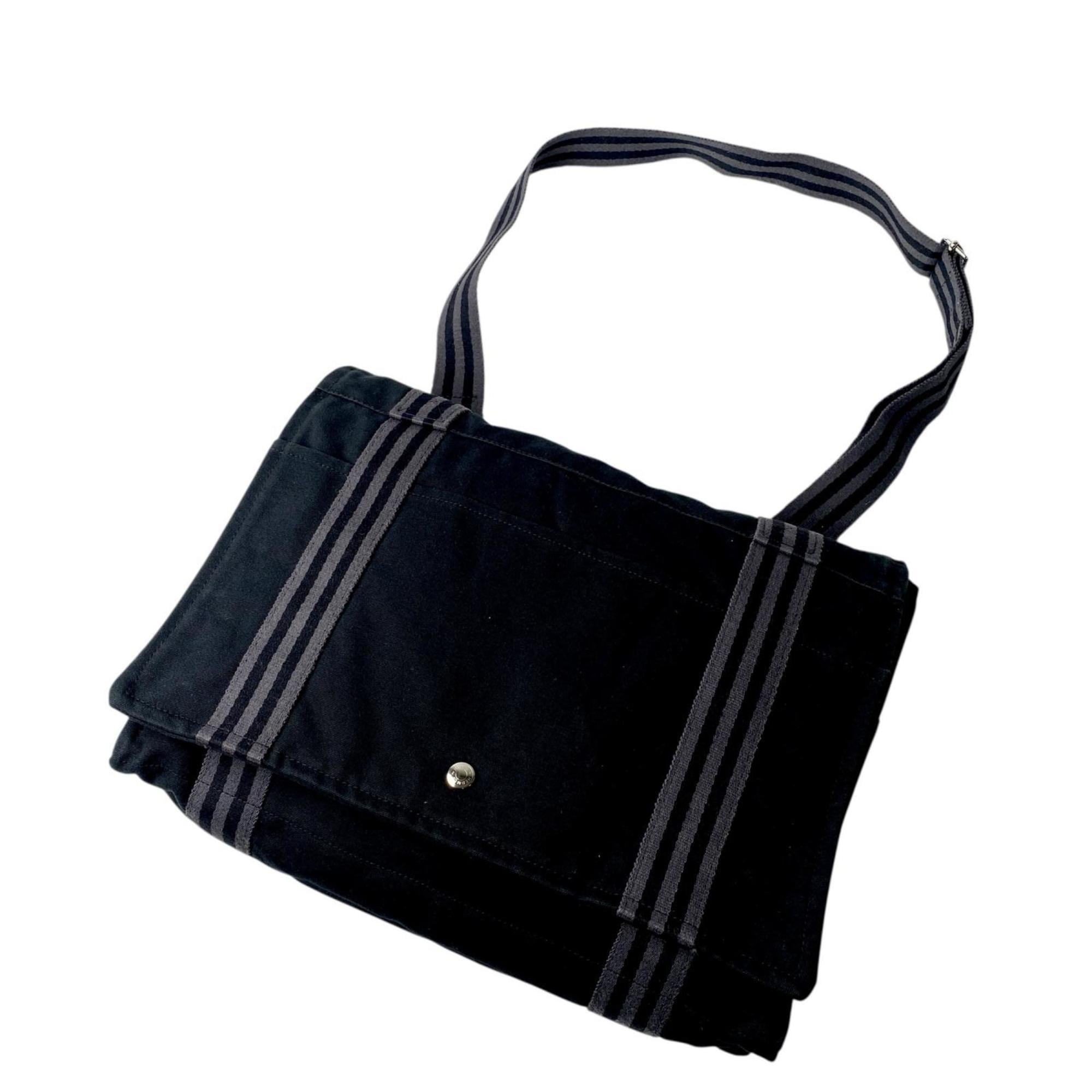 Hermes Black Canvas Messenger Bag Shoulder Bag (Pre-Owned)