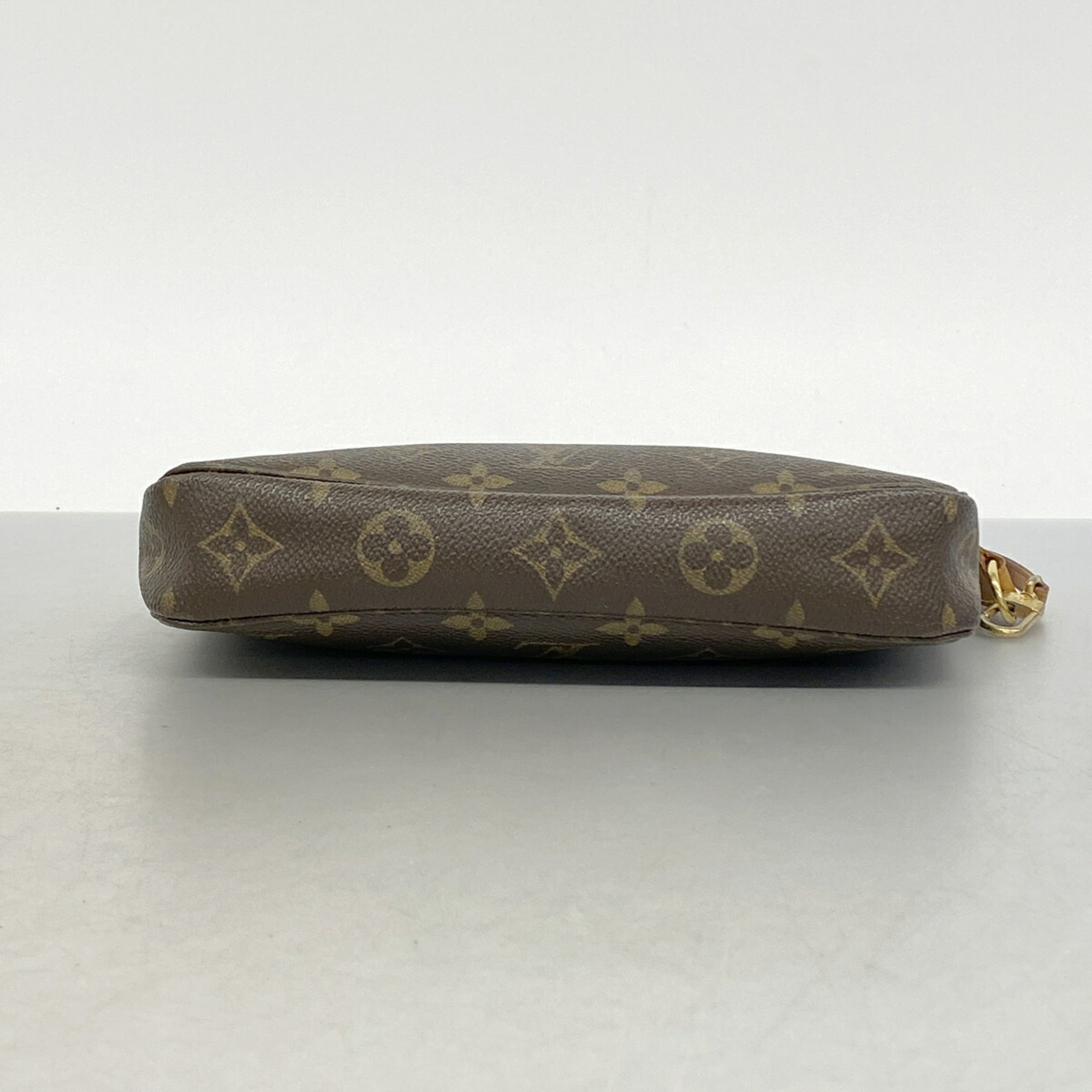 Louis Vuitton Brown Pouch (Pre-Owned)
