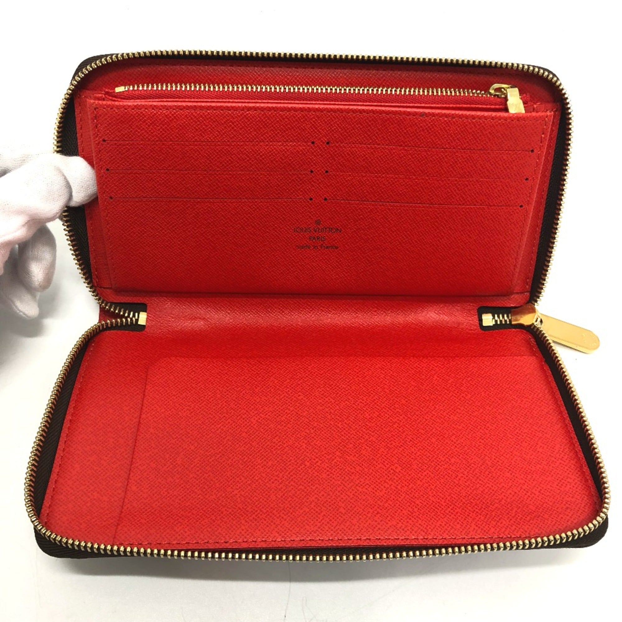 Louis Vuitton Brown Other Long Wallet (Bi-Fold) (Pre-Owned)