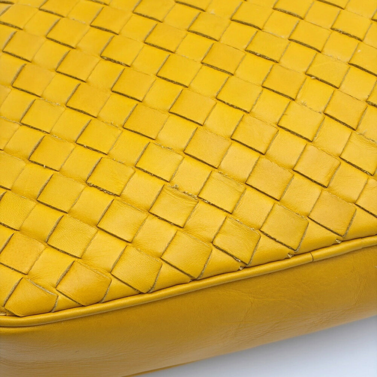 Bottega Veneta Yellow Leather Shoulder Bag (Pre-Owned)