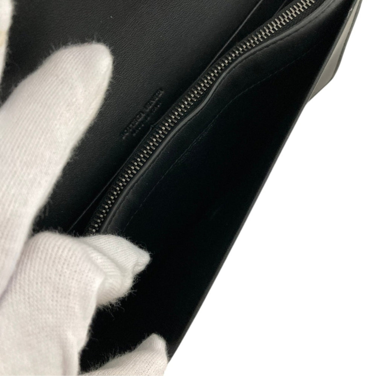 Bottega Veneta Intrecciato Black Intrecciato Shoulder Bag (Pre-Owned)