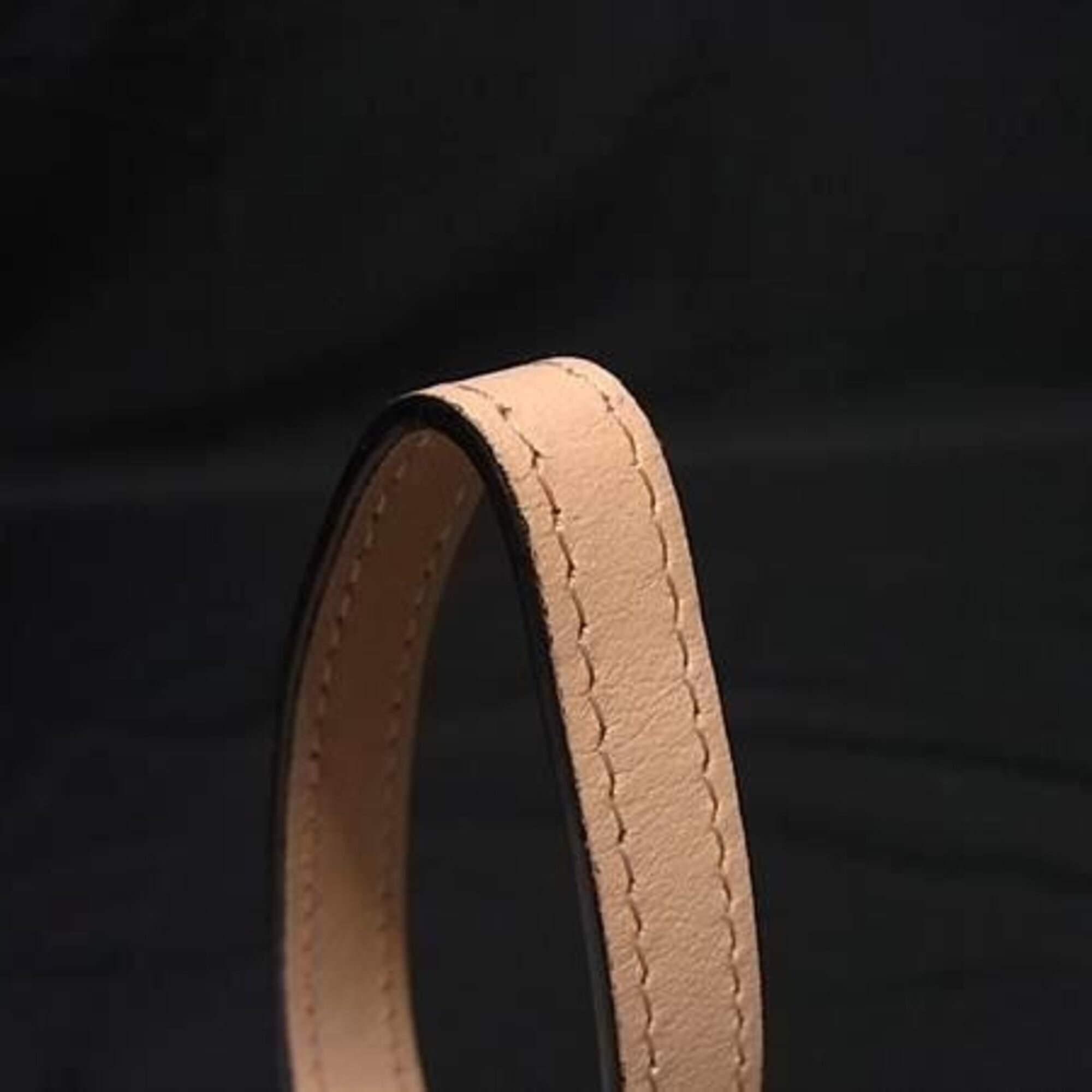 Christian Louboutin Beige Long Wallet (Tri-Fold) (Pre-Owned)