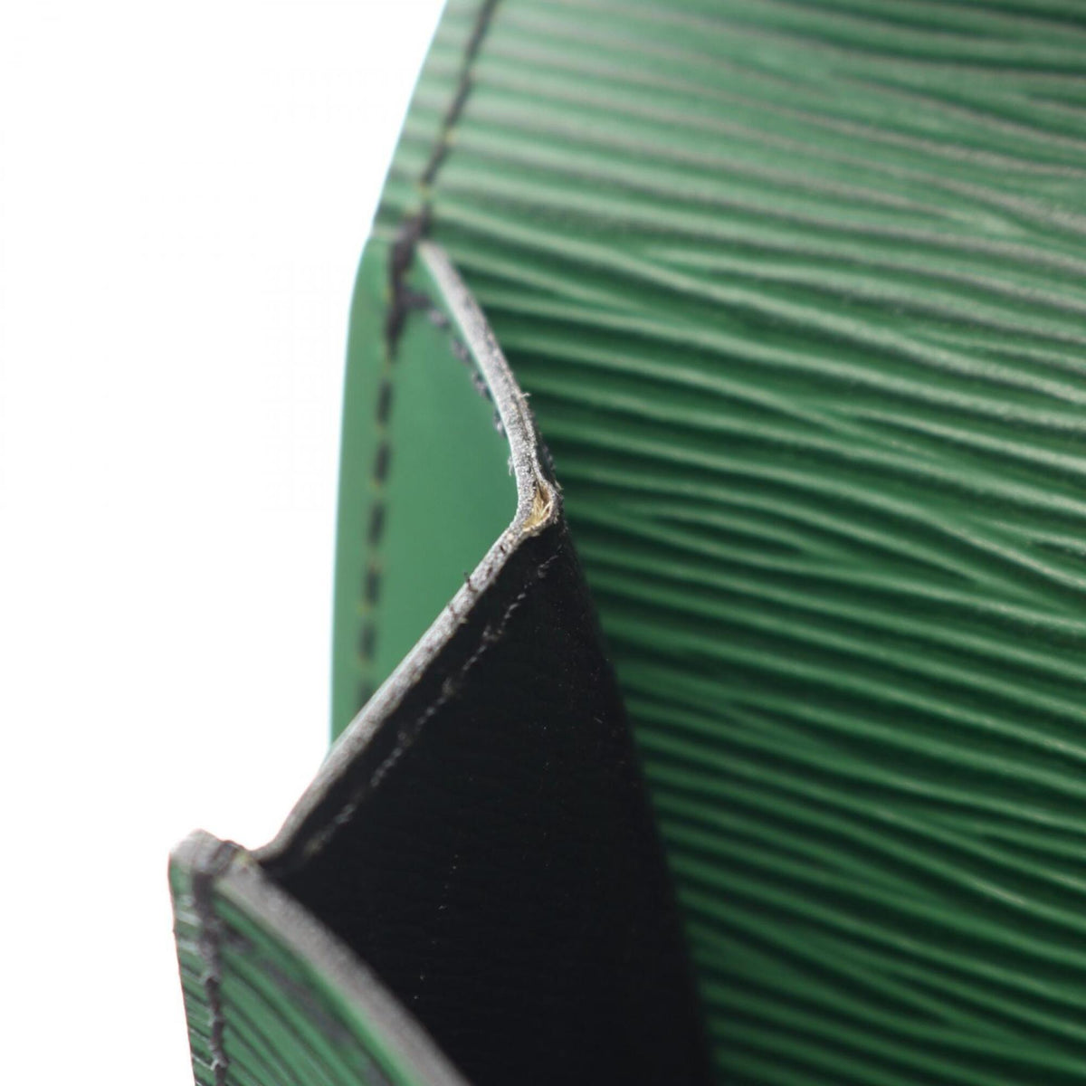 Louis Vuitton Borneo Green Green Epi Leather Clutch Bag (Pre-Owned)