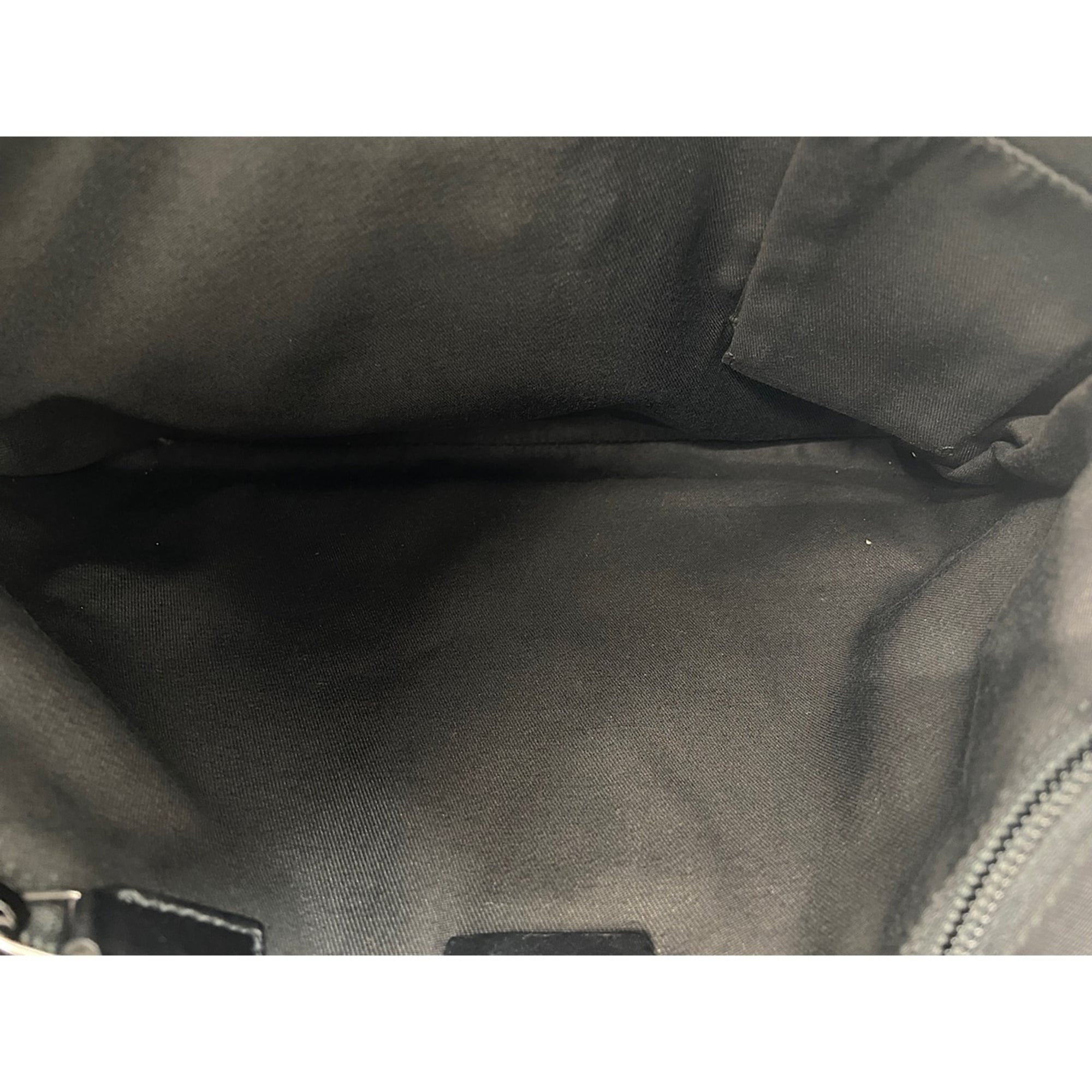 Gucci Black Shoulder Bag (Pre-Owned)