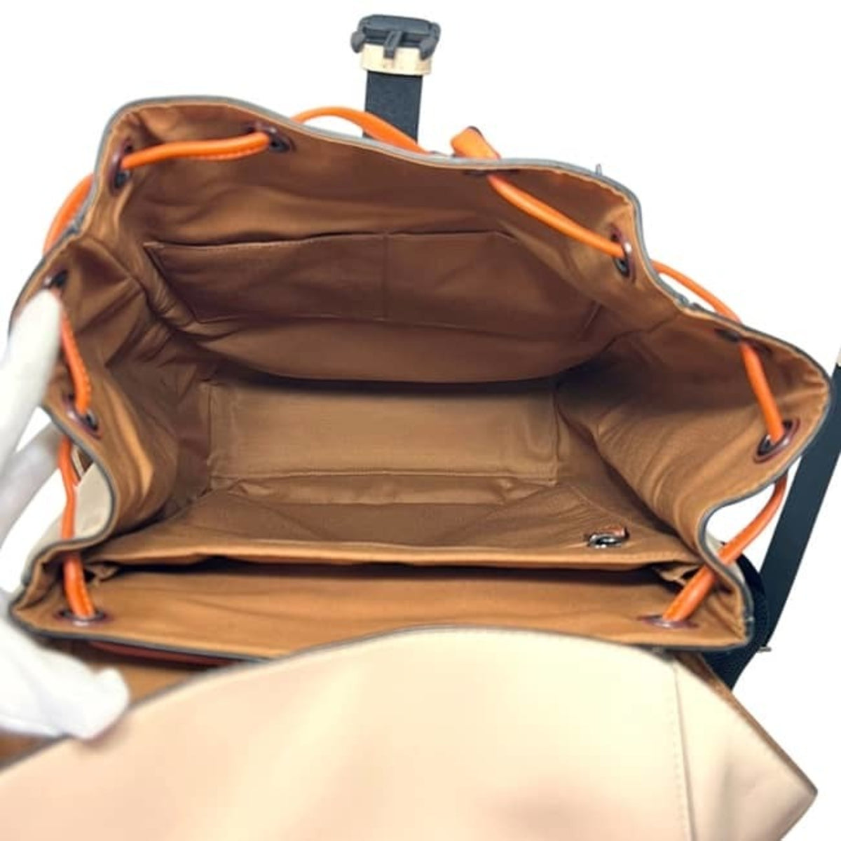 Coach Signature Beige White Leather Backpack (Pre-Owned)