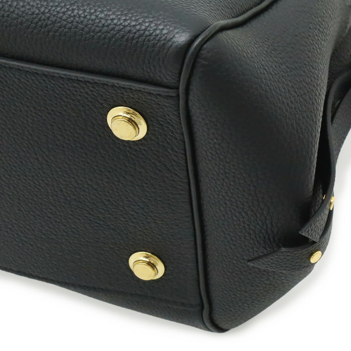 Louis Vuitton Black Noir Leather Handbag Shoulder Bag (Pre-Owned)