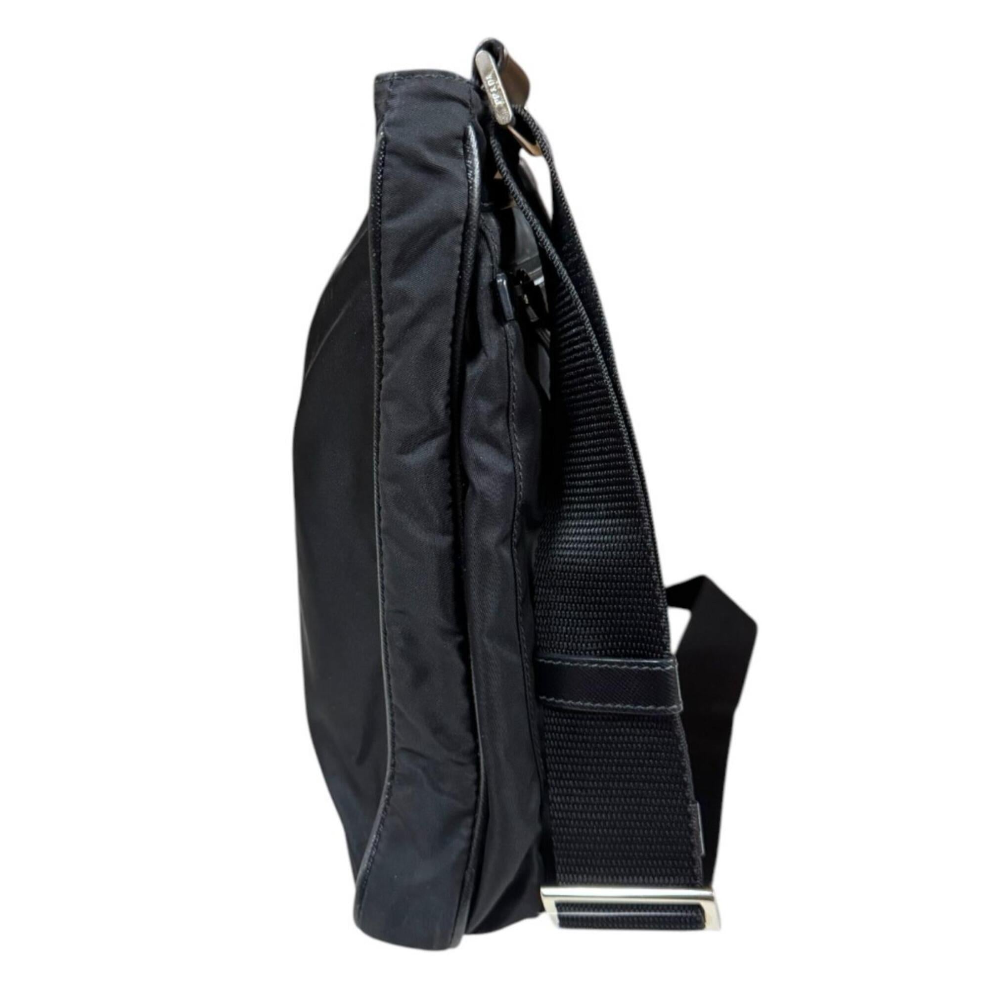 Prada Black Nylon Shoulder Bag (Pre-Owned)