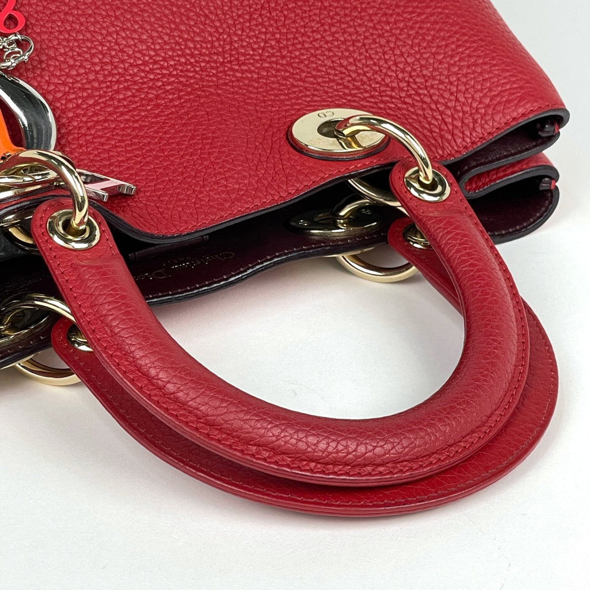 Christian Dior Red Color Leather Handbag (Pre-Owned)