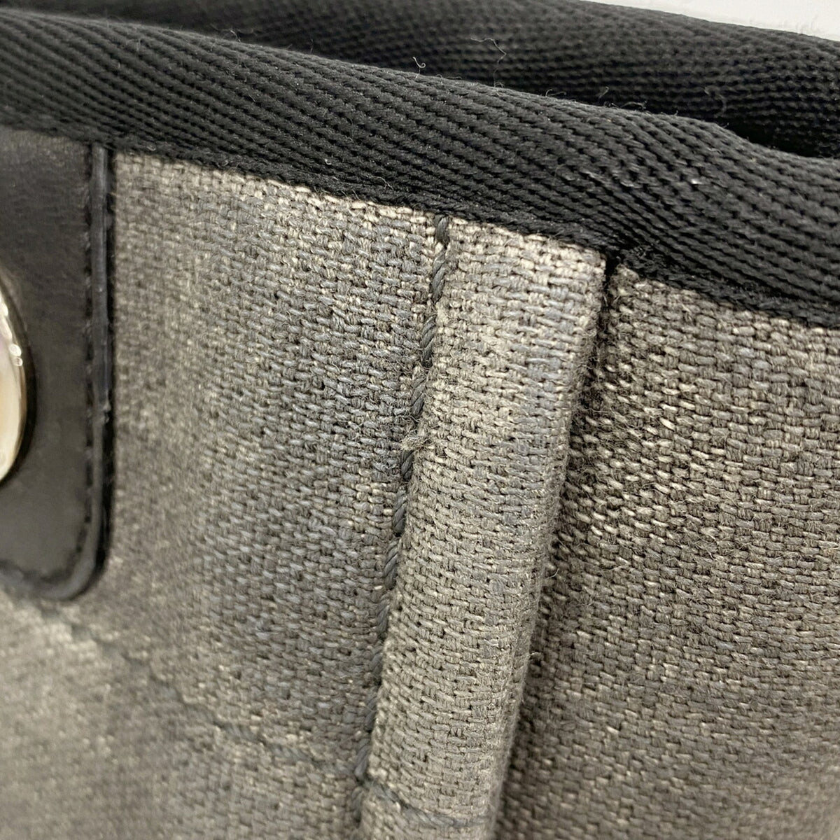 Chanel Gray Canvas Tote Bag (Pre-Owned)
