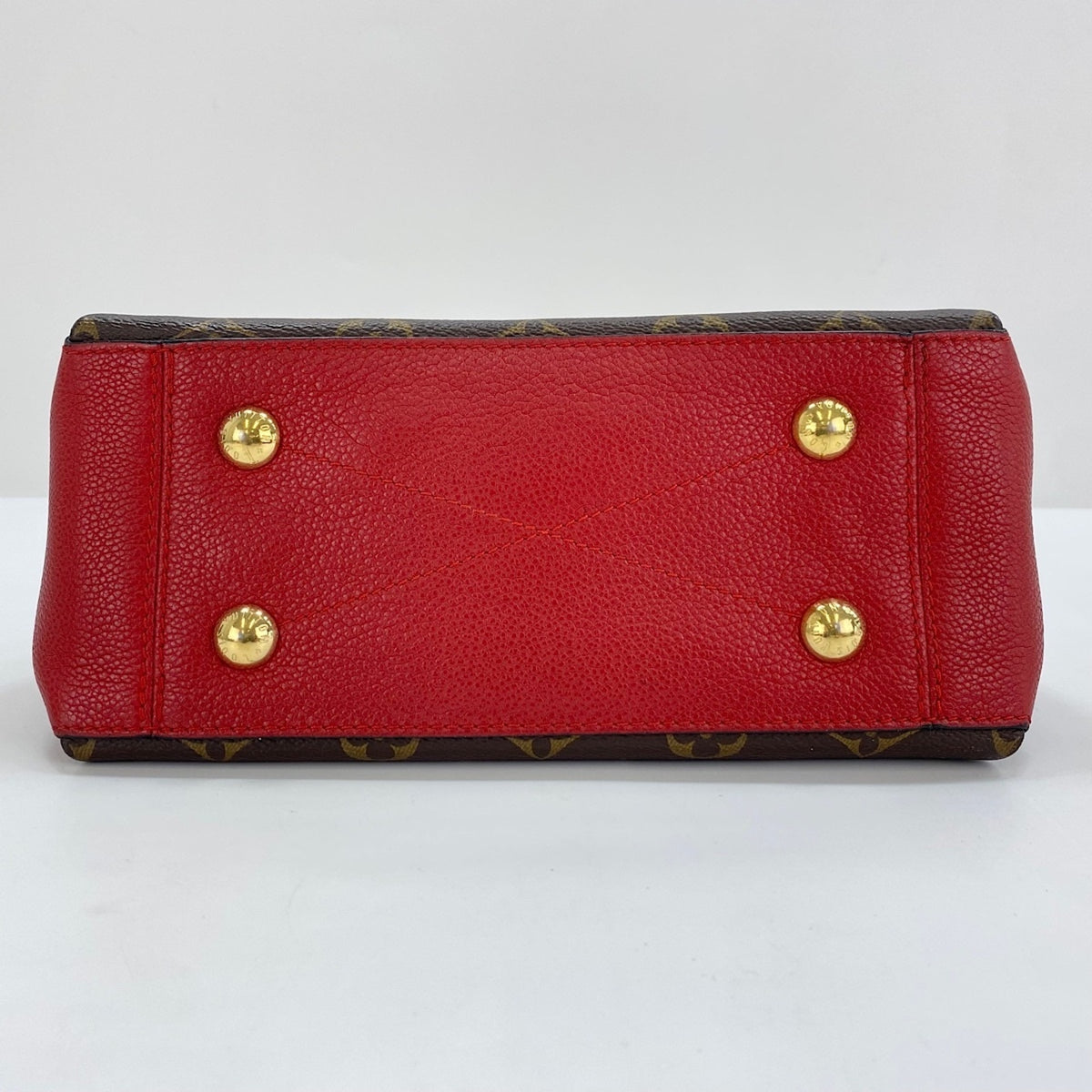 Louis Vuitton Brown Shoulder Bag (Pre-Owned)