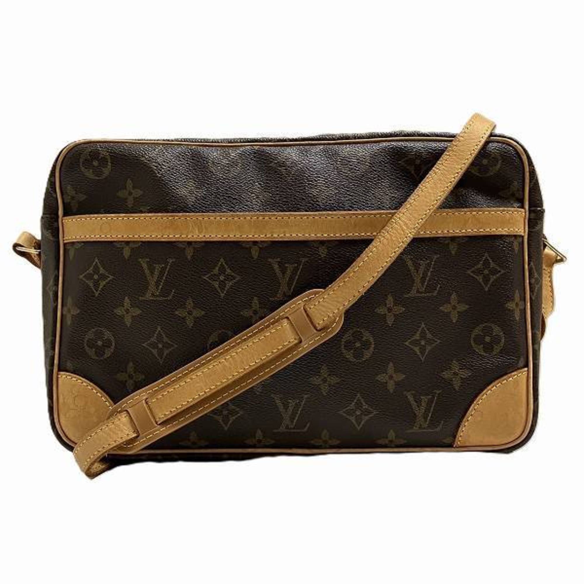 Louis Vuitton Brown Shoulder Bag (Pre-Owned)
