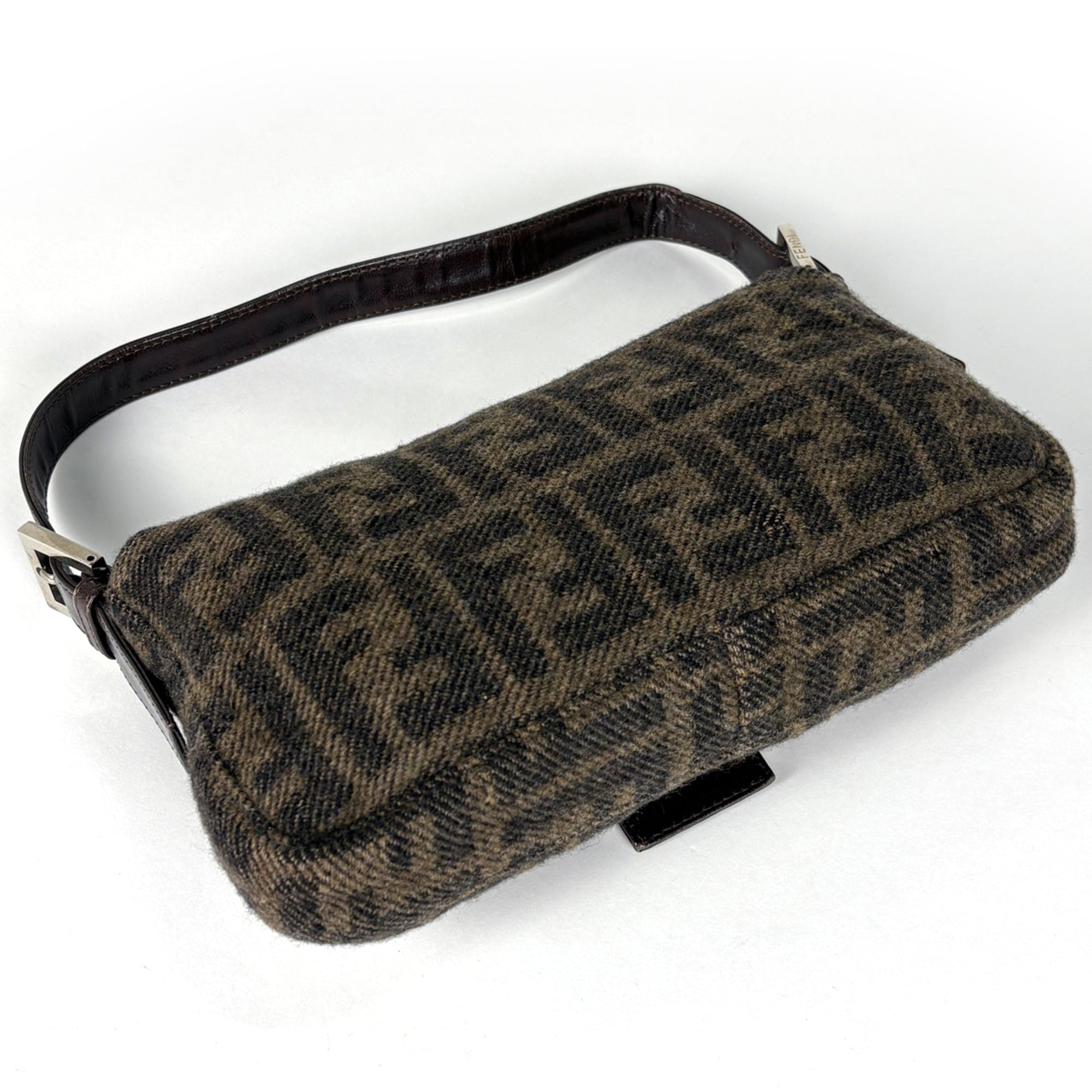 Fendi Brown Leather Fabric Handbag (Pre-Owned)